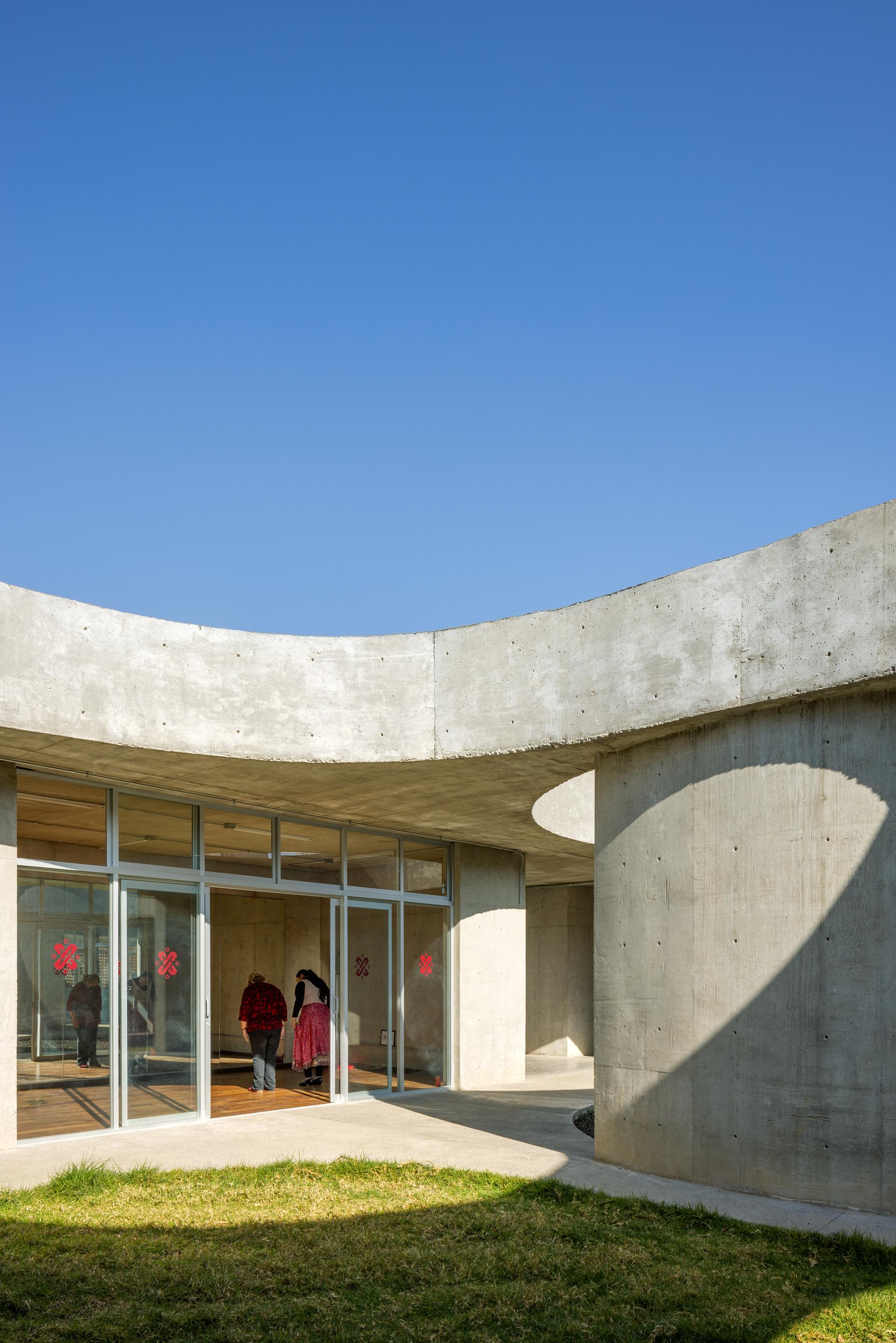 PILARES IZTAPALAPA - image 7