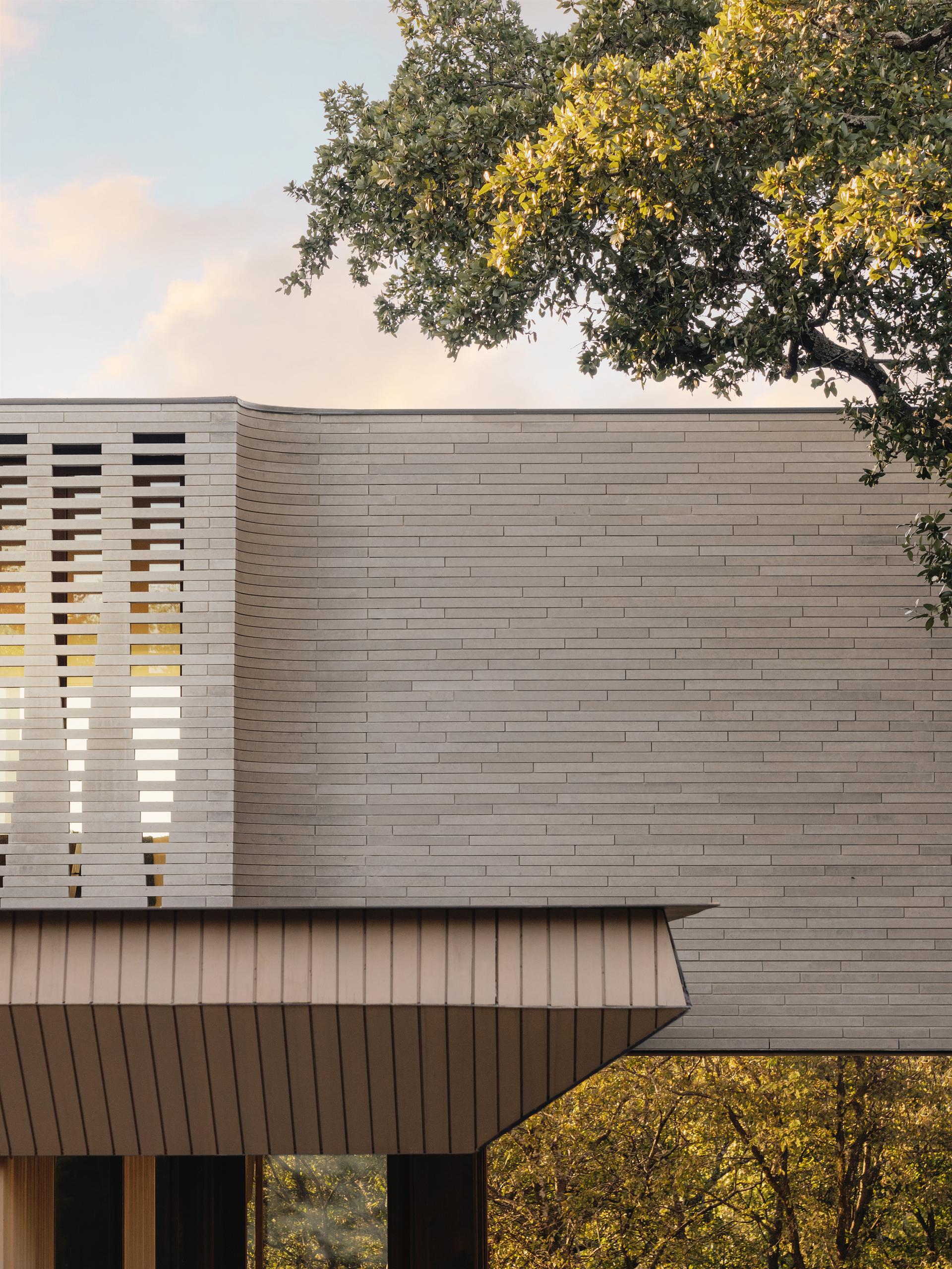 Greenbelt Residence - image 17