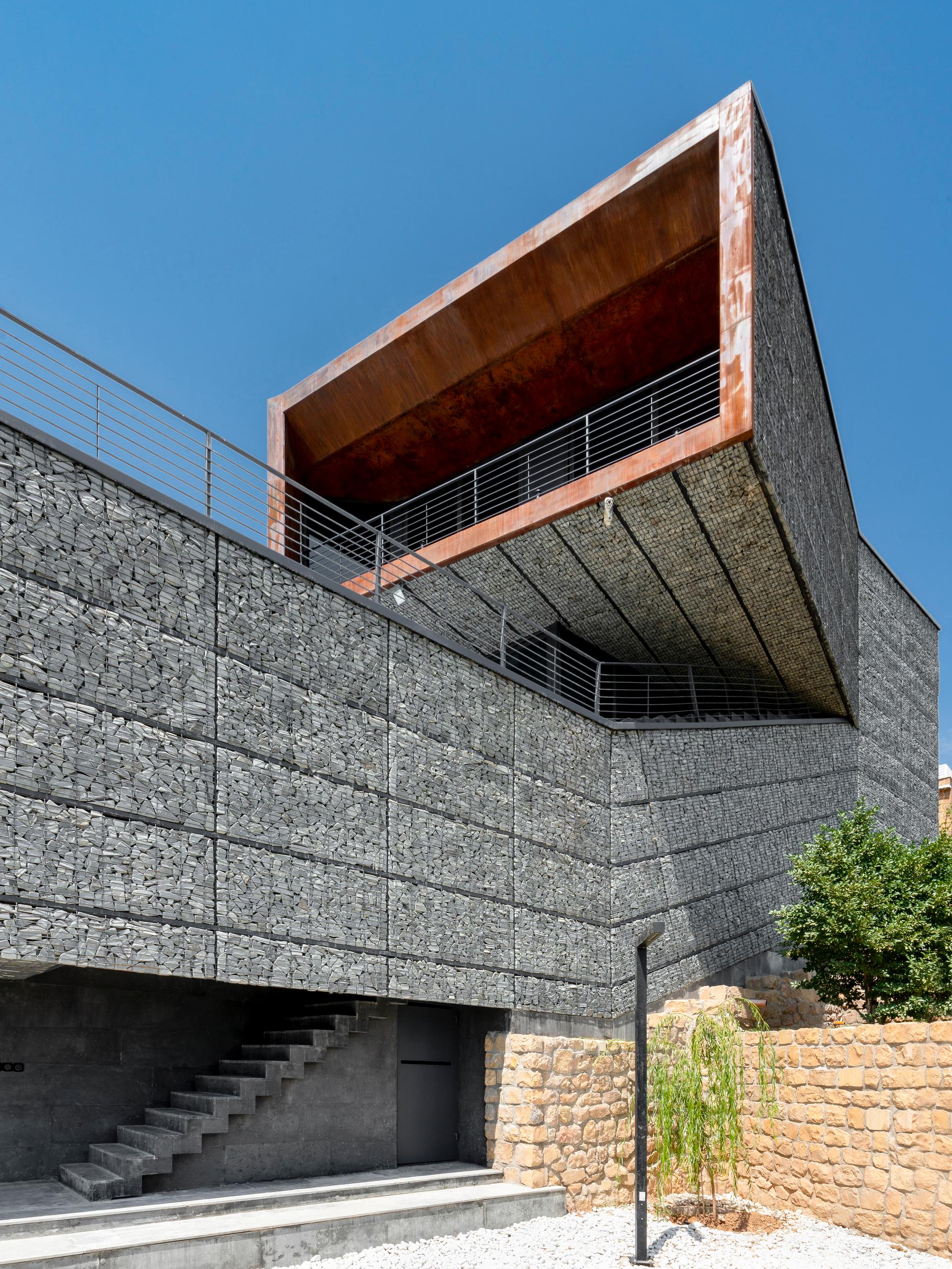 Villa Alley - image 8