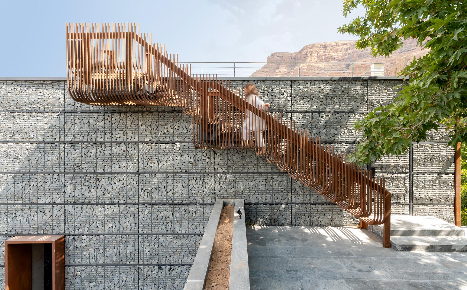 Villa Alley - image 12