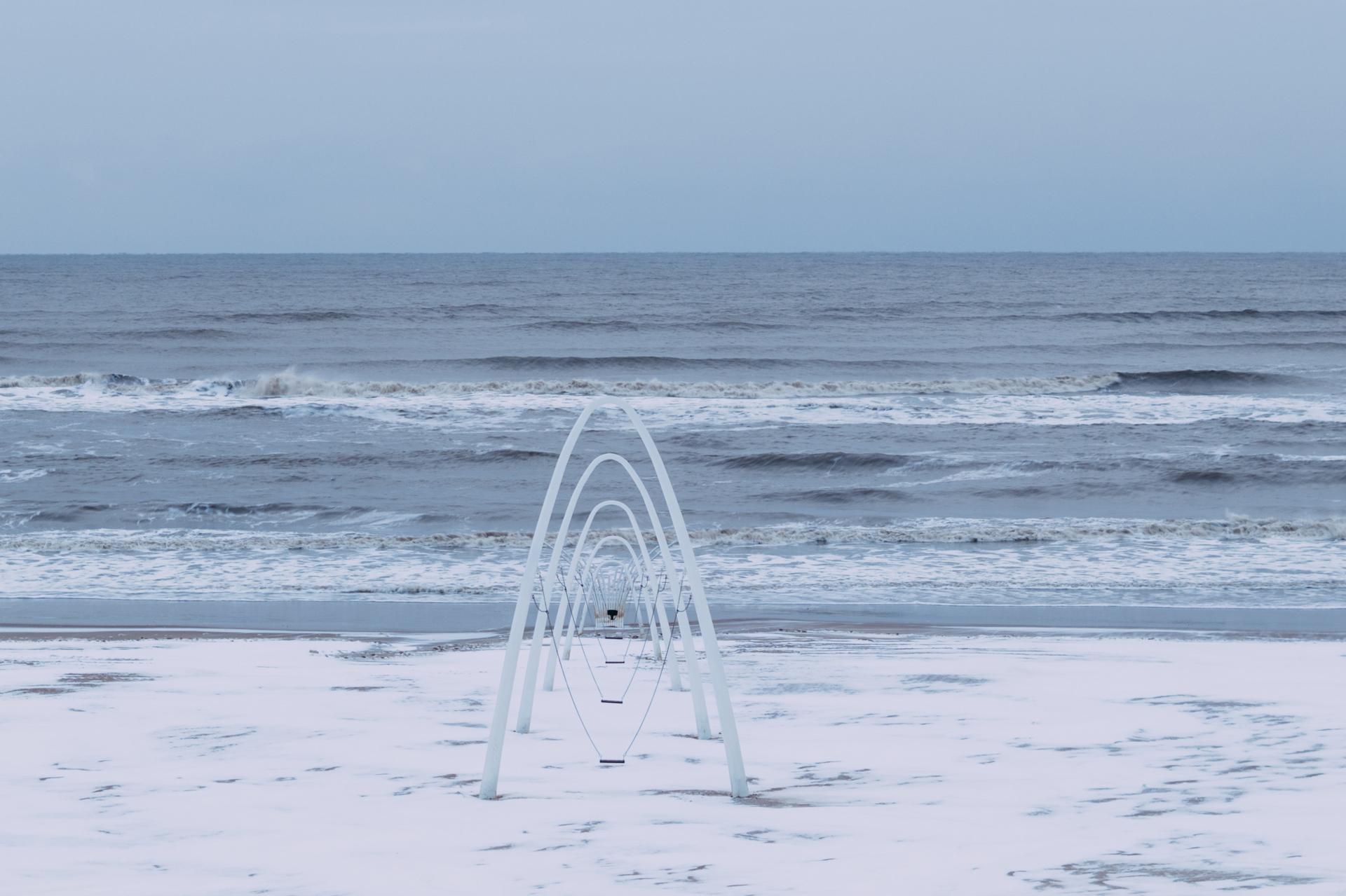 Aranya Seaside Whale Swing - image 12