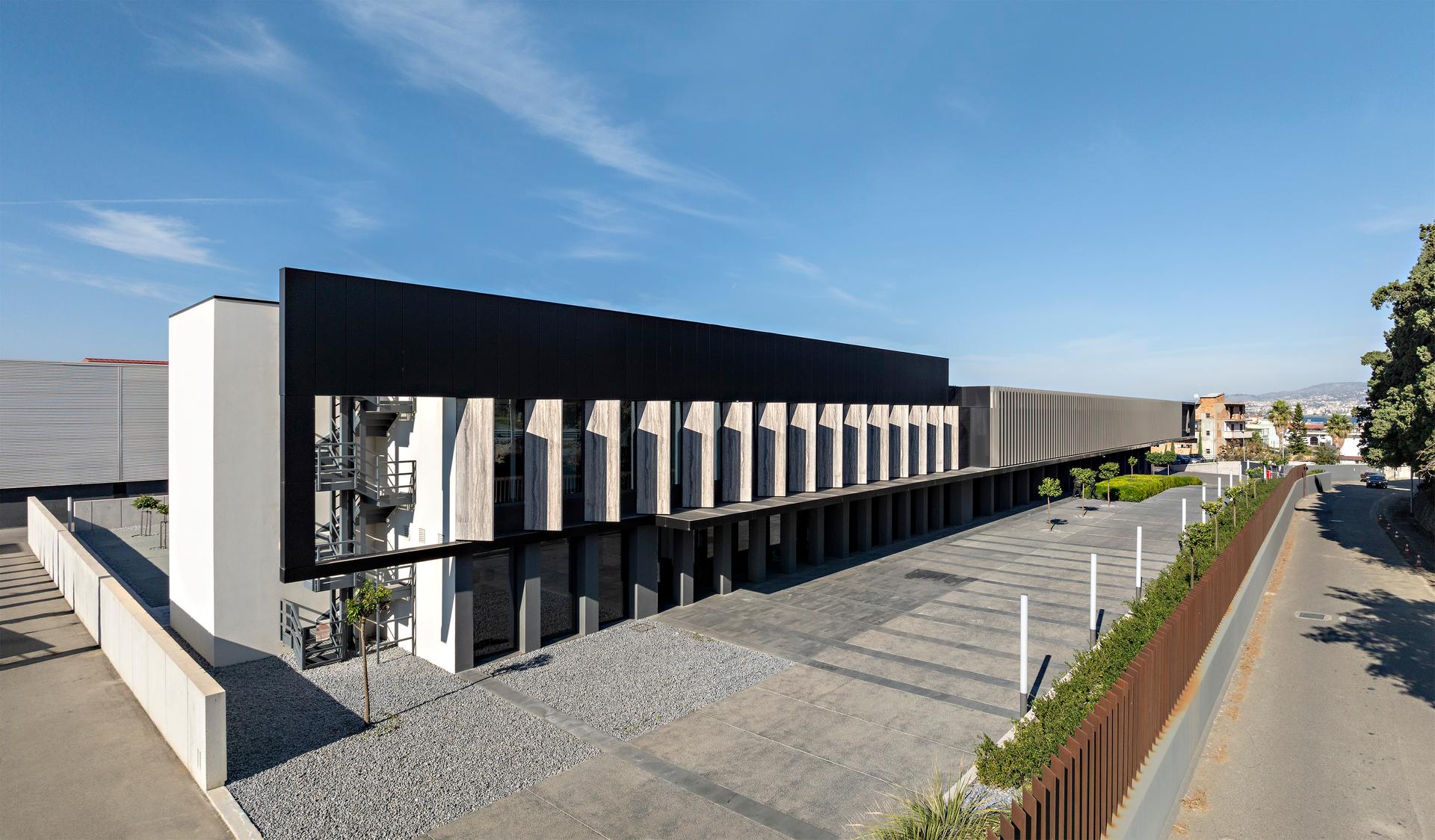 Capua 1880 Headquarters and Production Complex - image 4