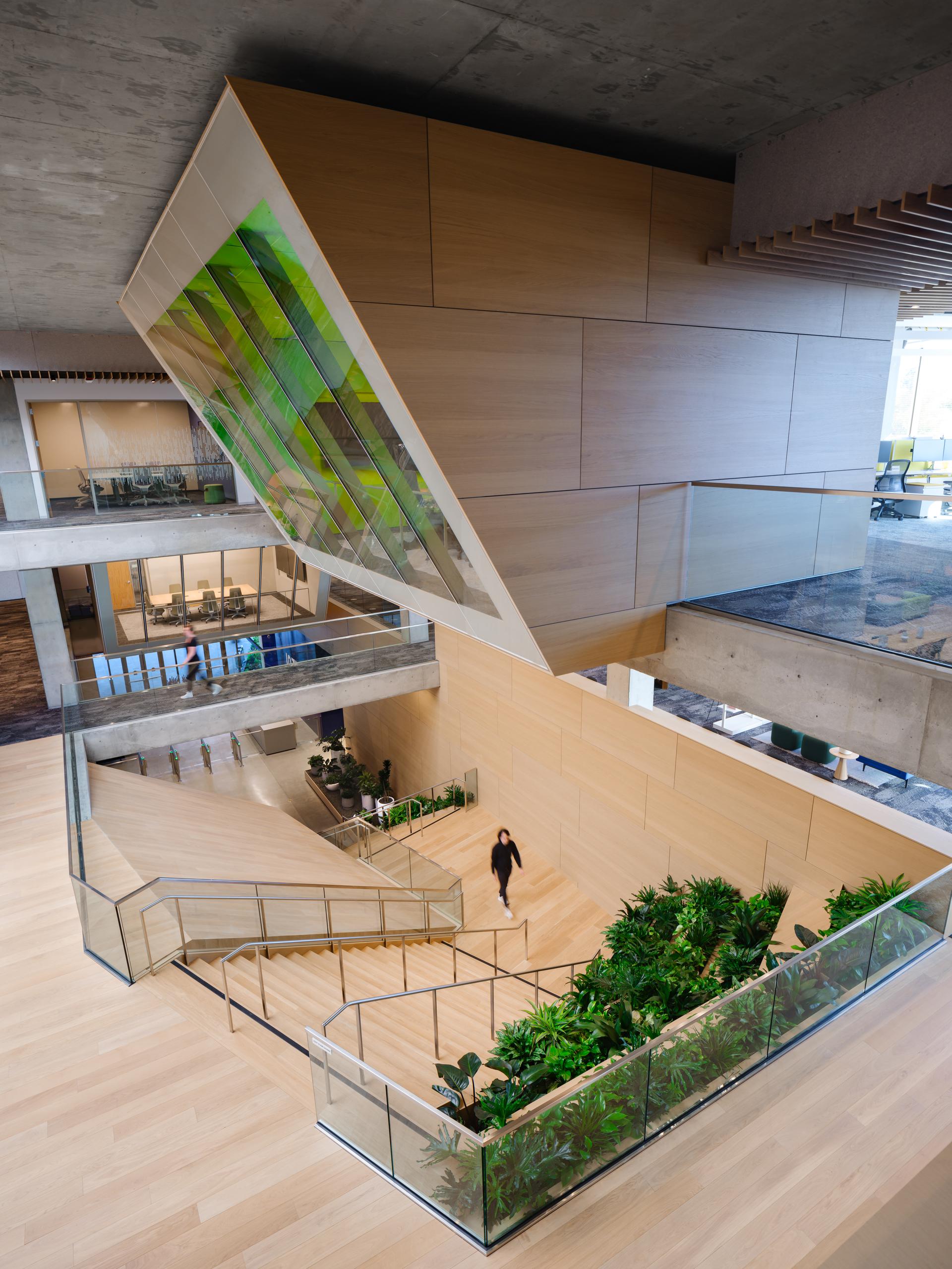 Intuit MTV-22 Bayshore Building - image 8