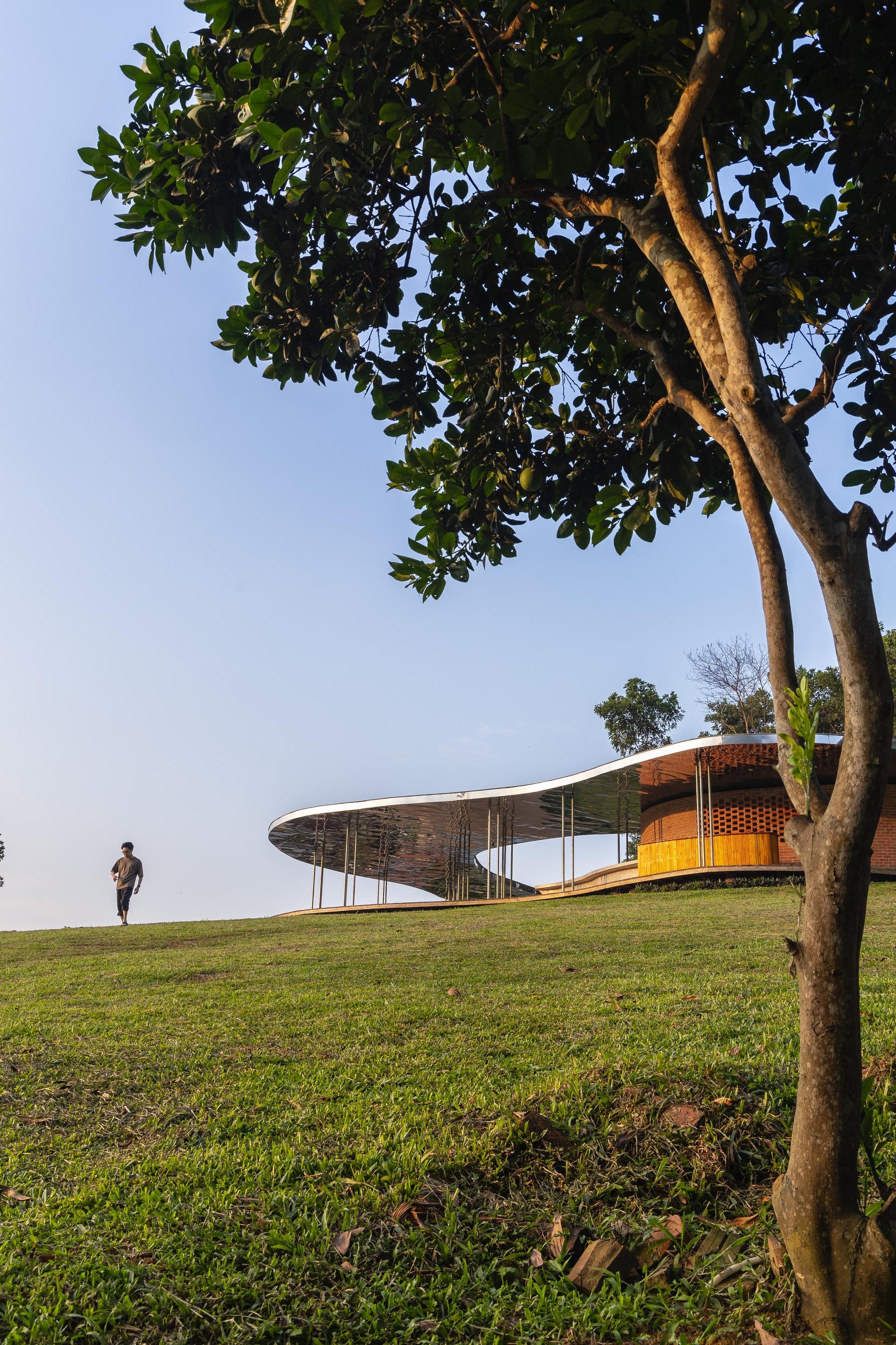 Quin Pavilion - image 19