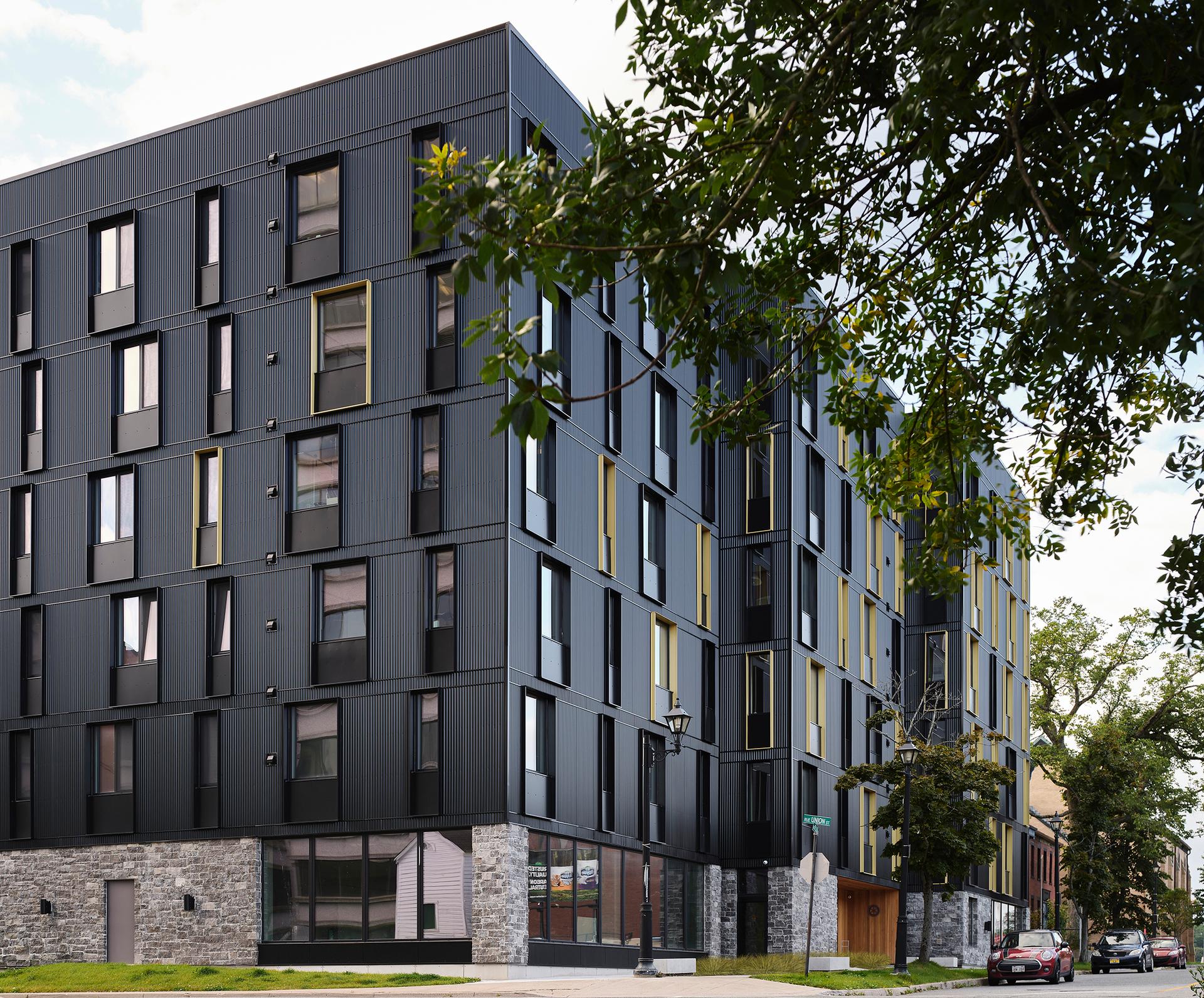 THE WELLINGTON - image 3