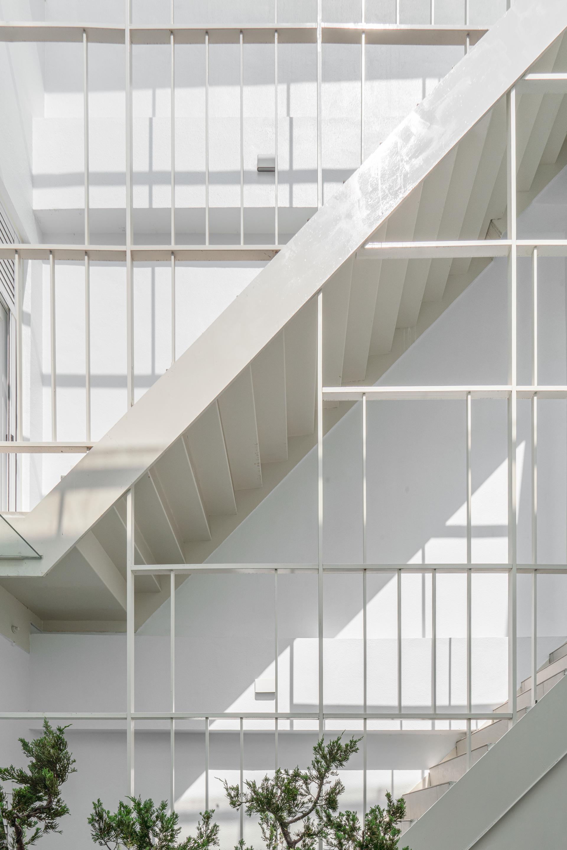 Q.40 - image 8