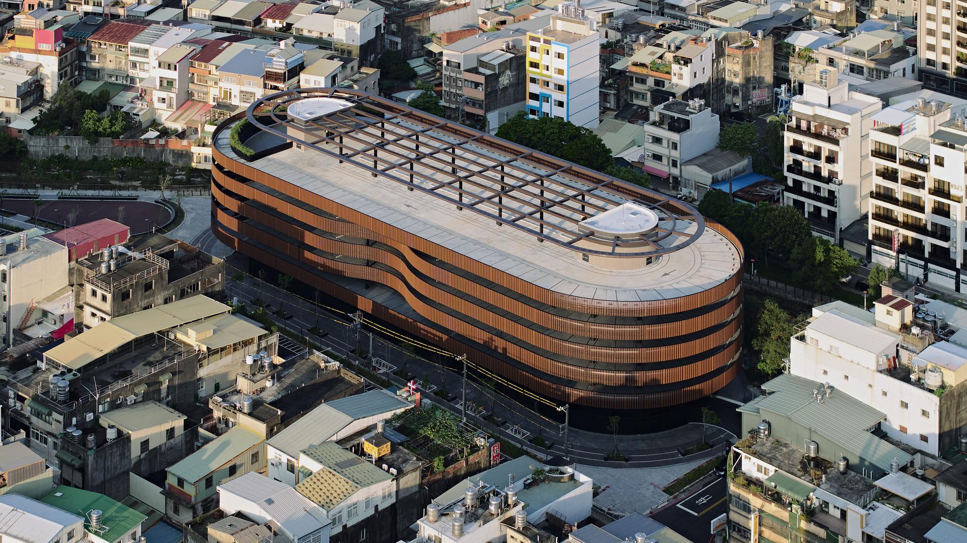 The Chudong Parking Structure - image 4