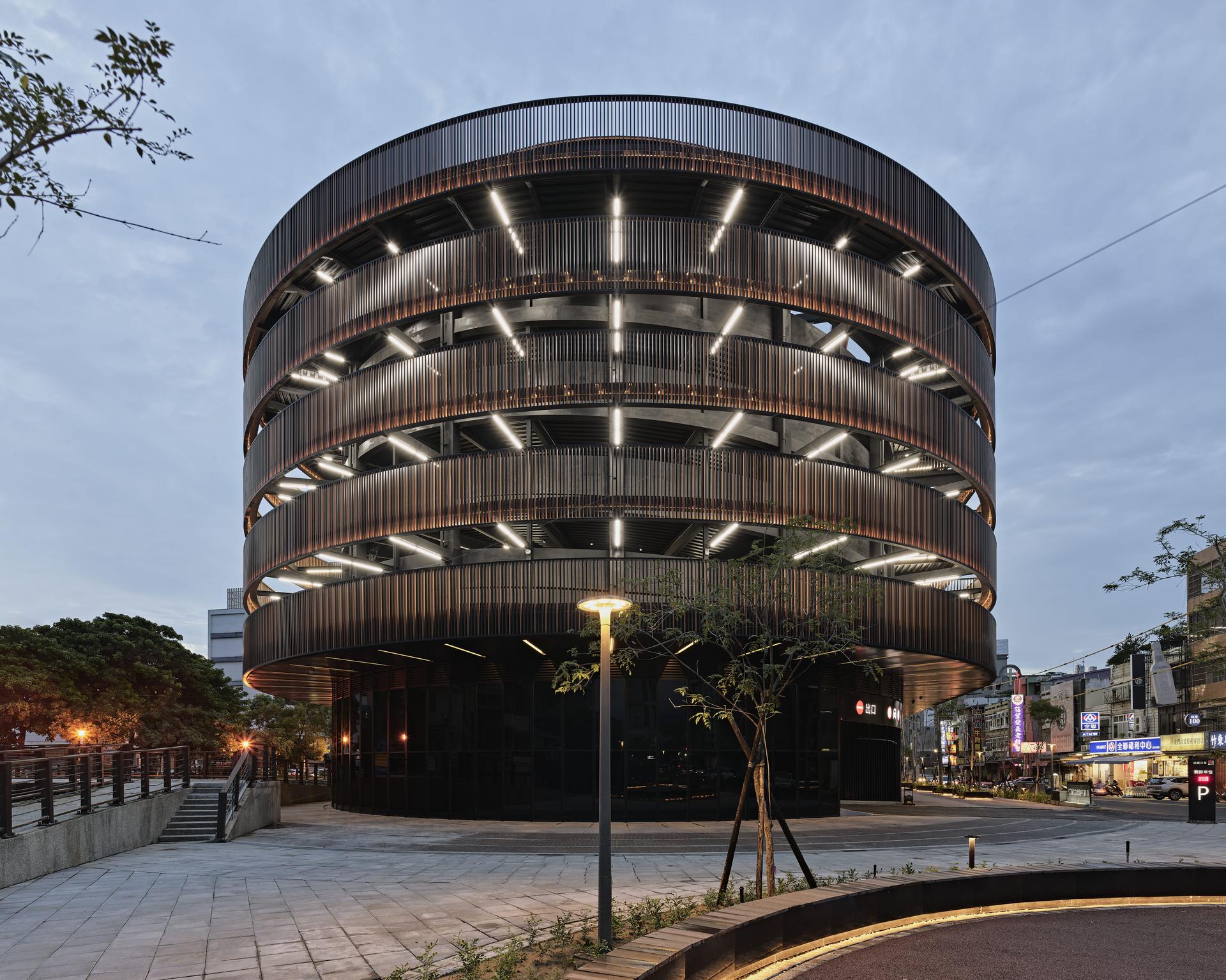 The Chudong Parking Structure - image 7