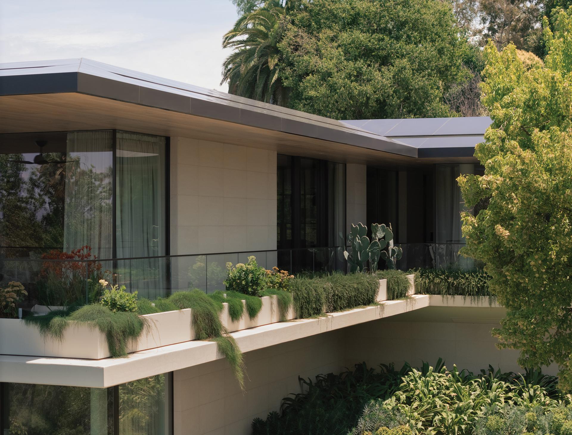 Hillside Residence - image 3
