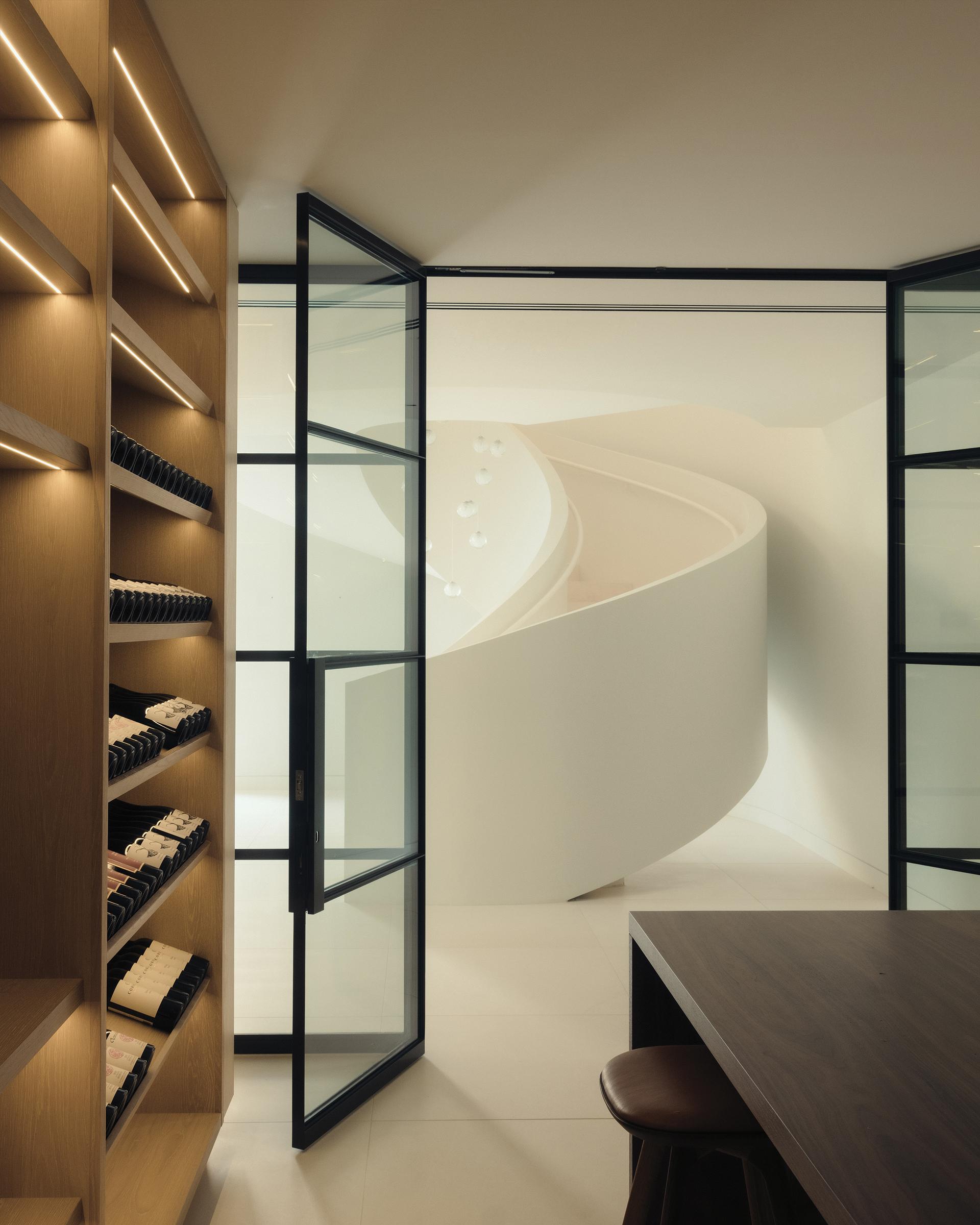 Hillside Residence - image 12