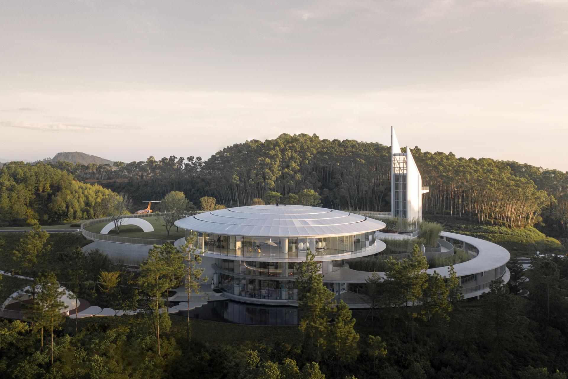 FLIGHT EXPERIENCE HALL OF ENPING QUANLIN GOLDEN TOWN - image 6