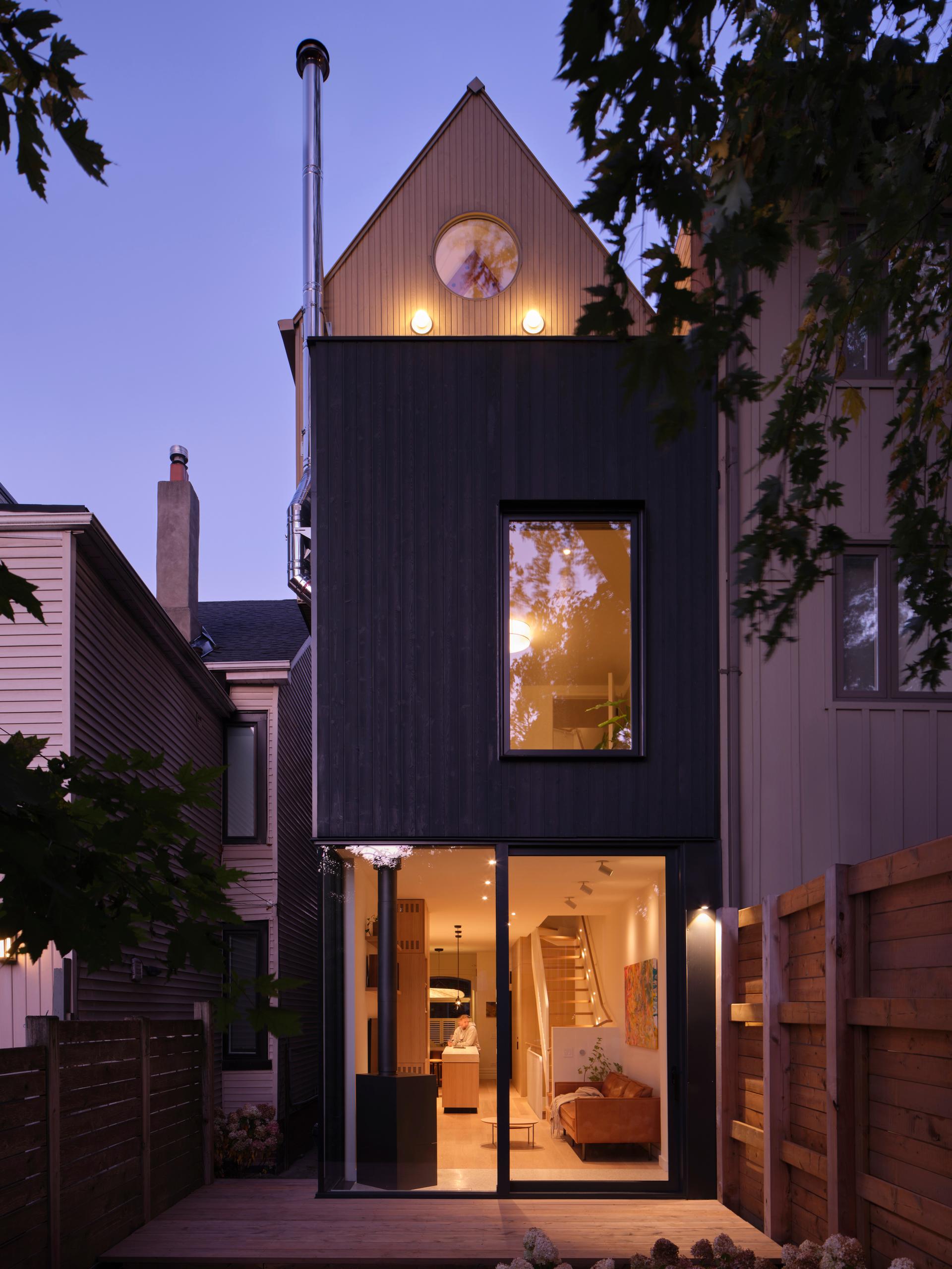 House Caroline - image 10