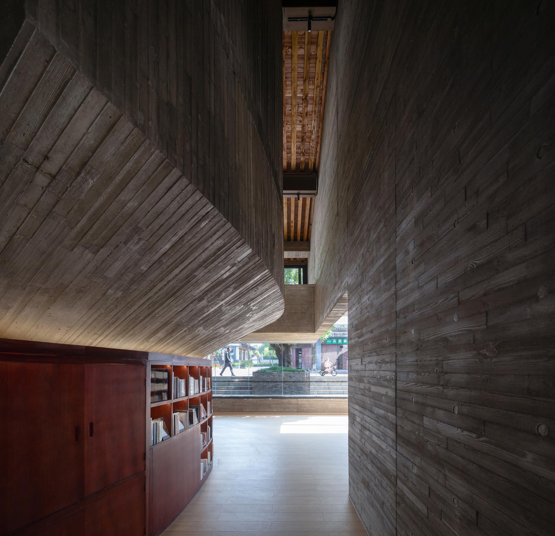 Weishan Chongzheng Academy Bookstore of Librairie Avant-Garde - image 31
