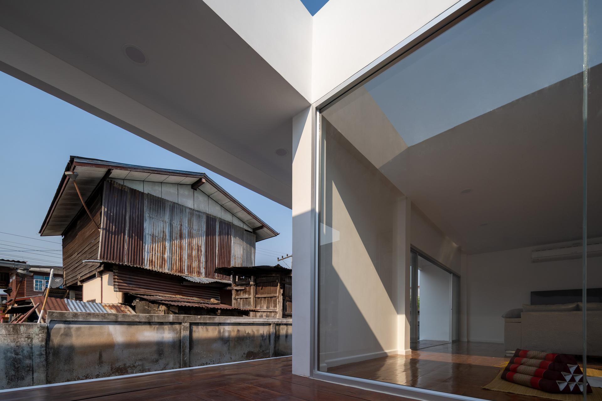 Southwest House - image 7