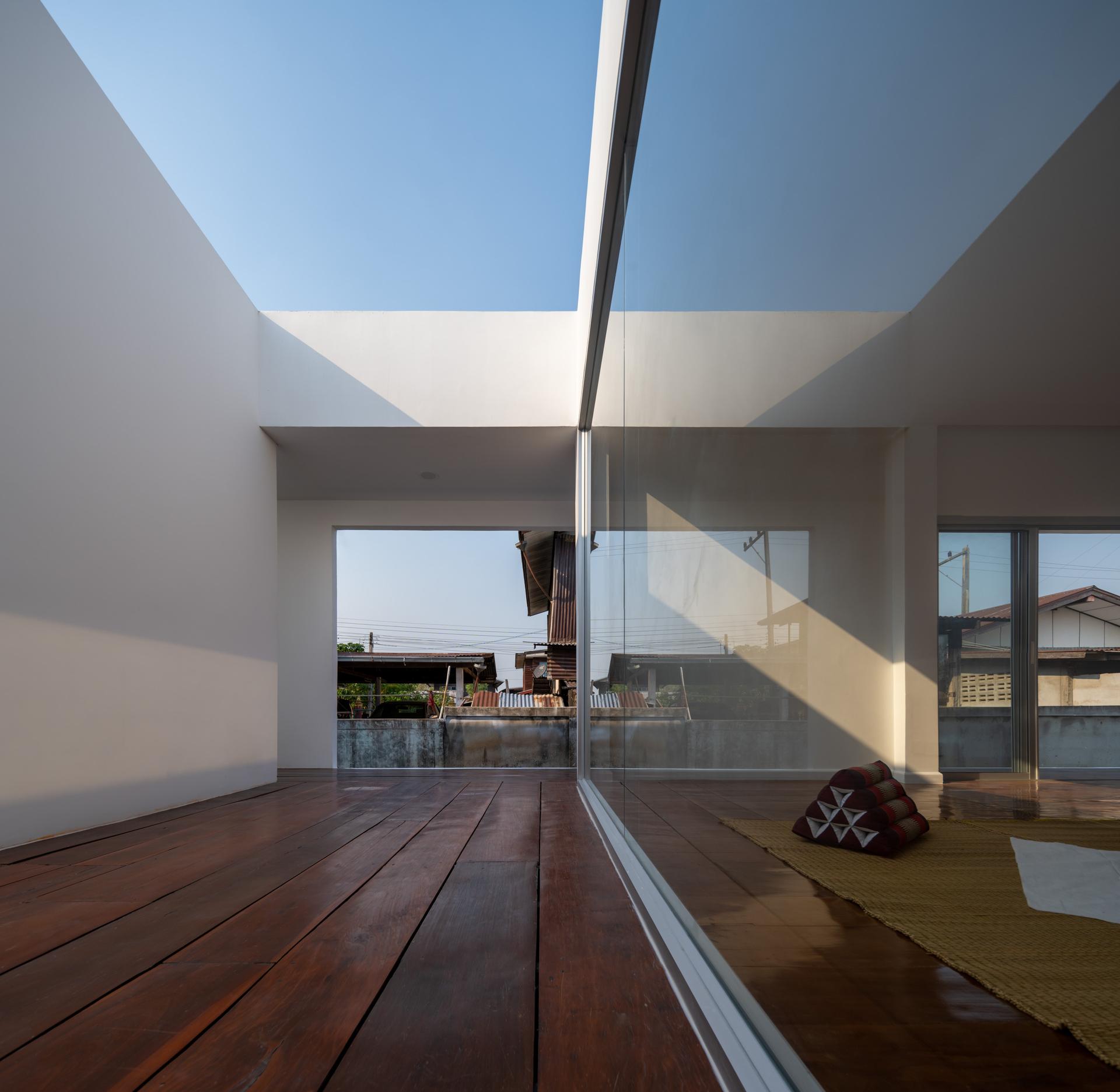 Southwest House - image 10