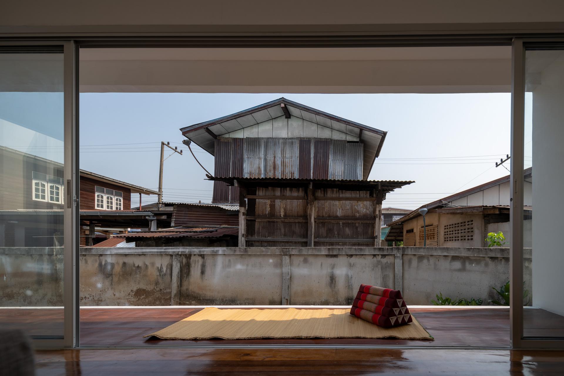 Southwest House - image 14