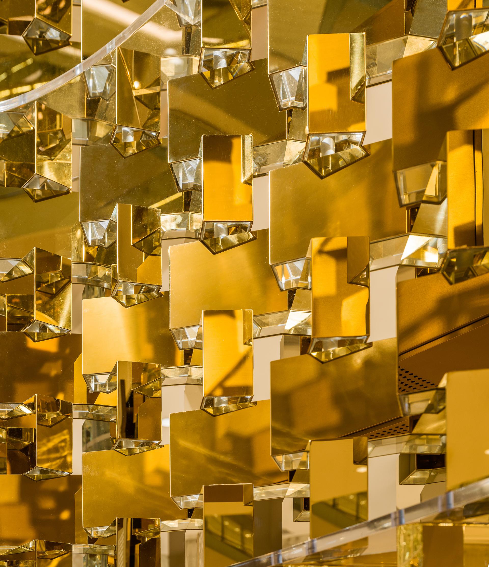 BVLGARI 'Serpenti Rhapsody' Pop-up Installation - image 7