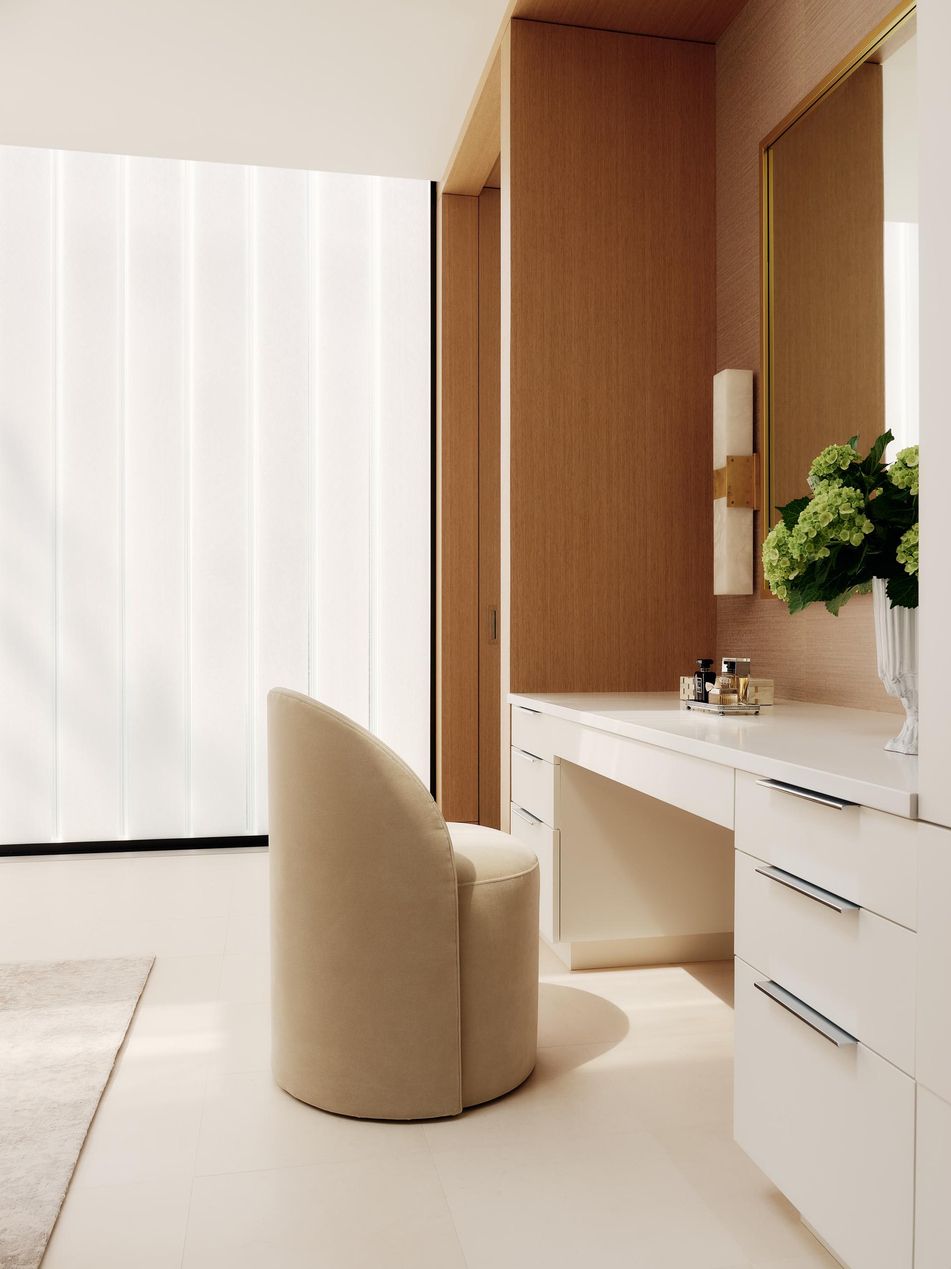 Lakeside Modern - image 11