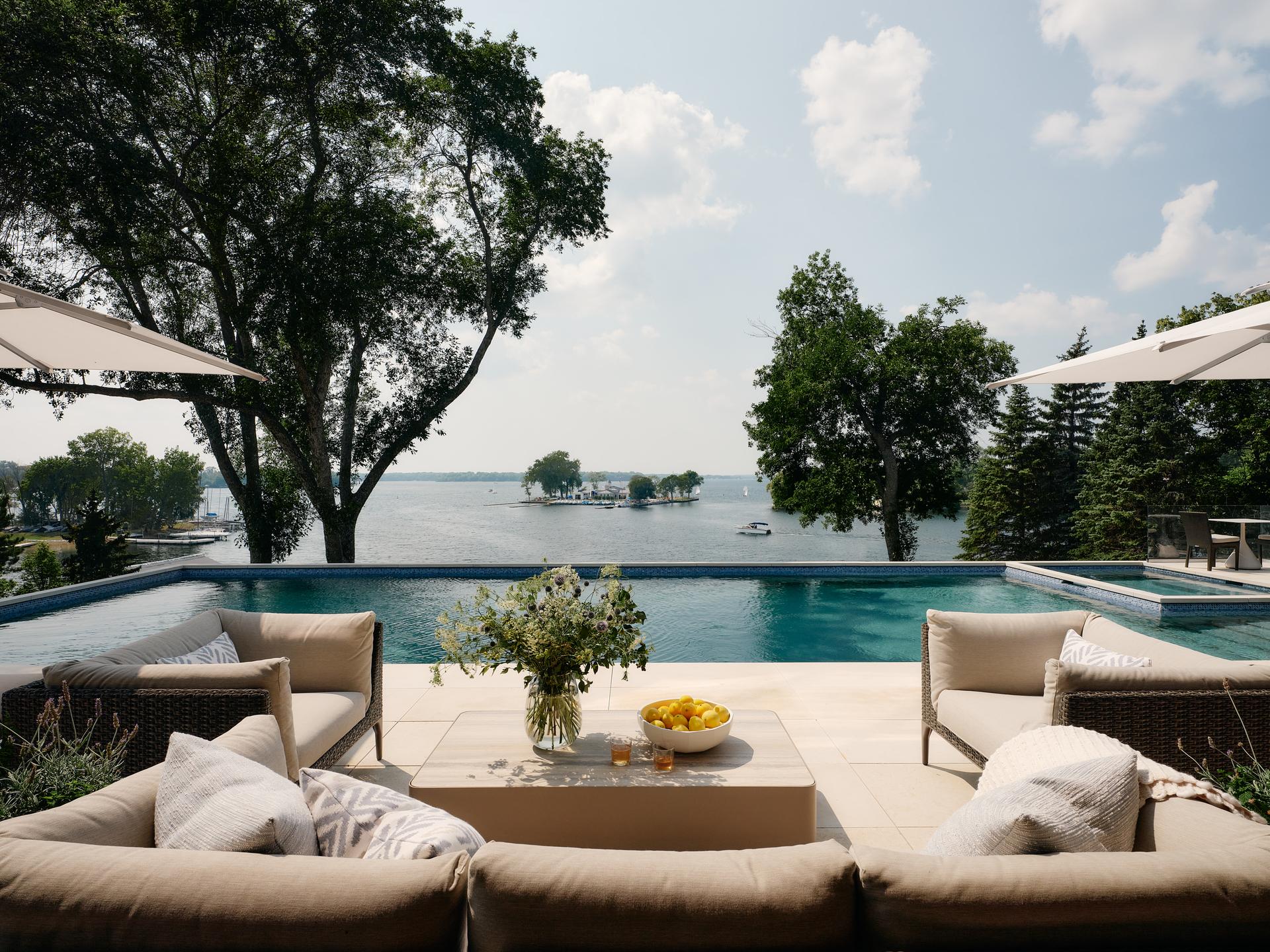 Lakeside Modern - image 16