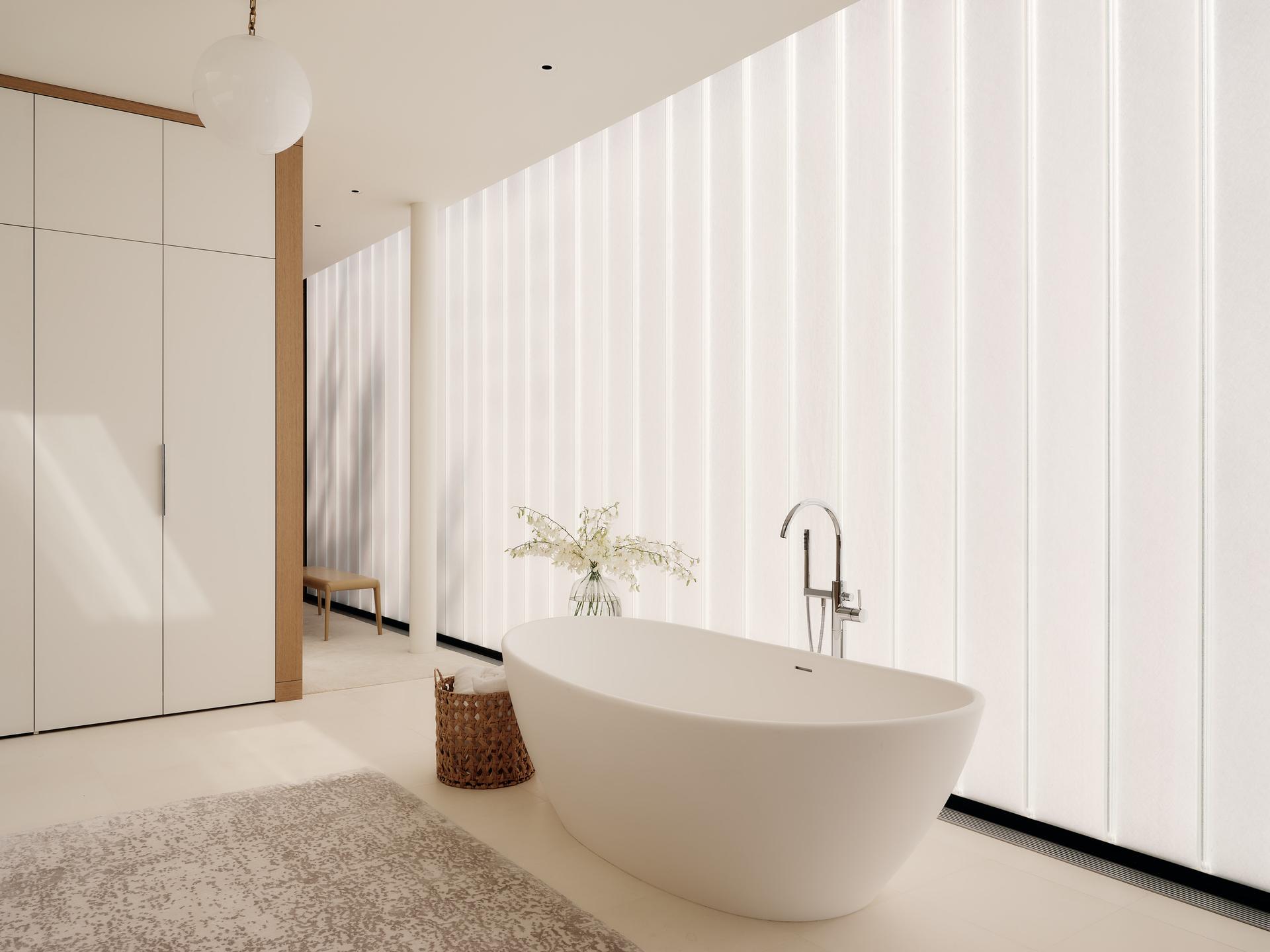 Lakeside Modern - image 19