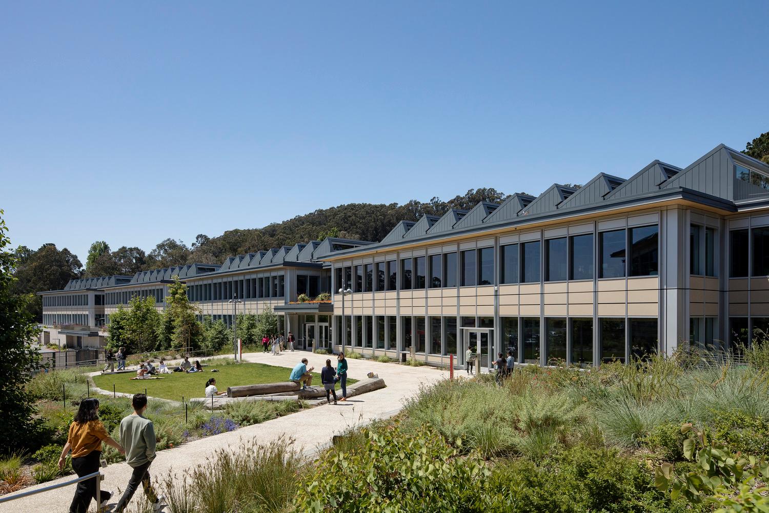 YouTube Campus Expansion - image 7