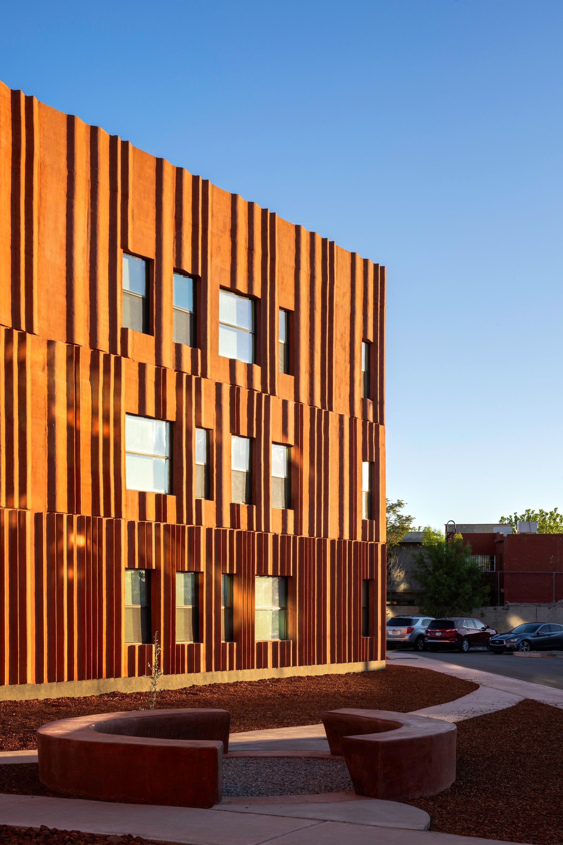 RT2 Apartments - image 15