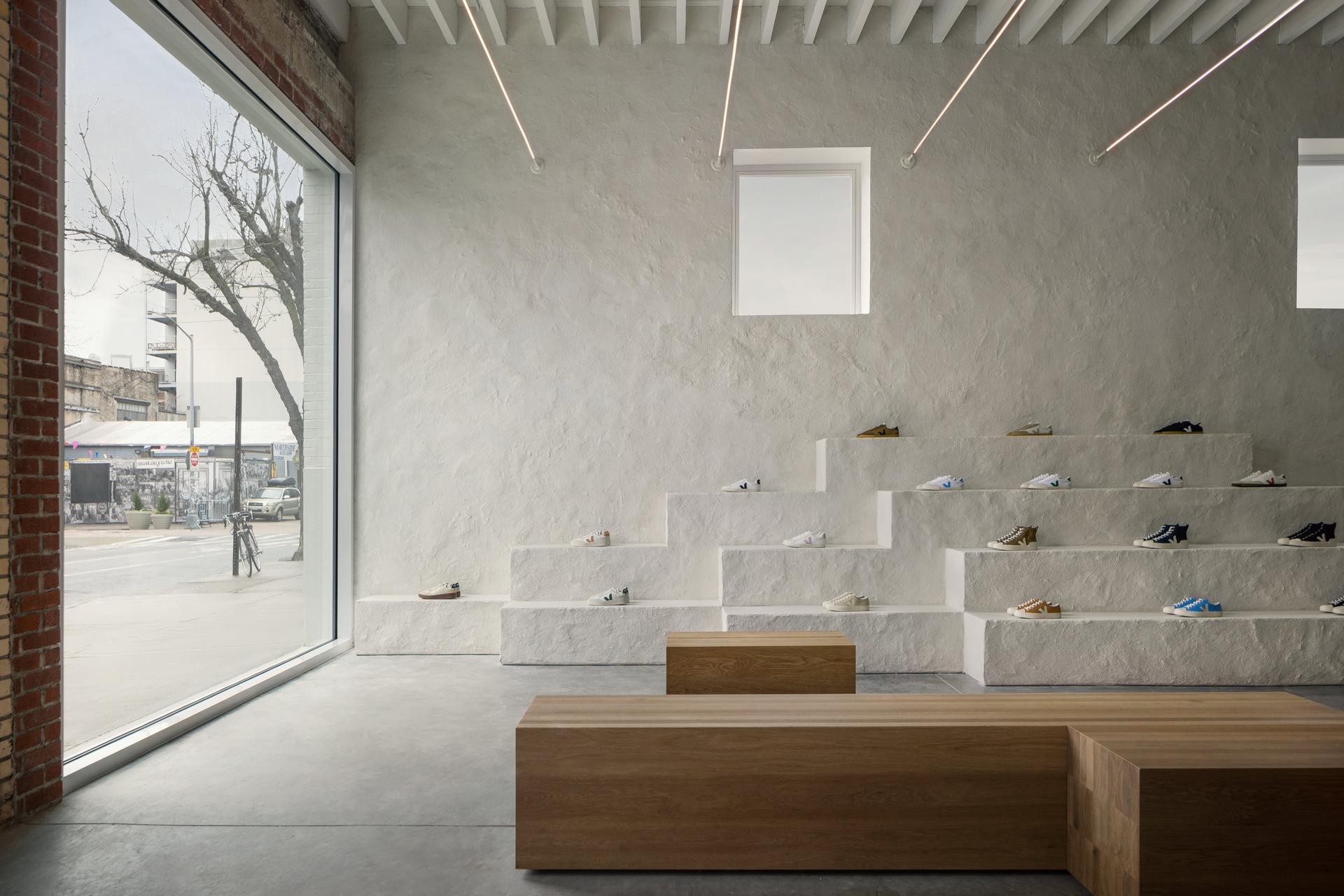 VEJA Williamsburg - image 2