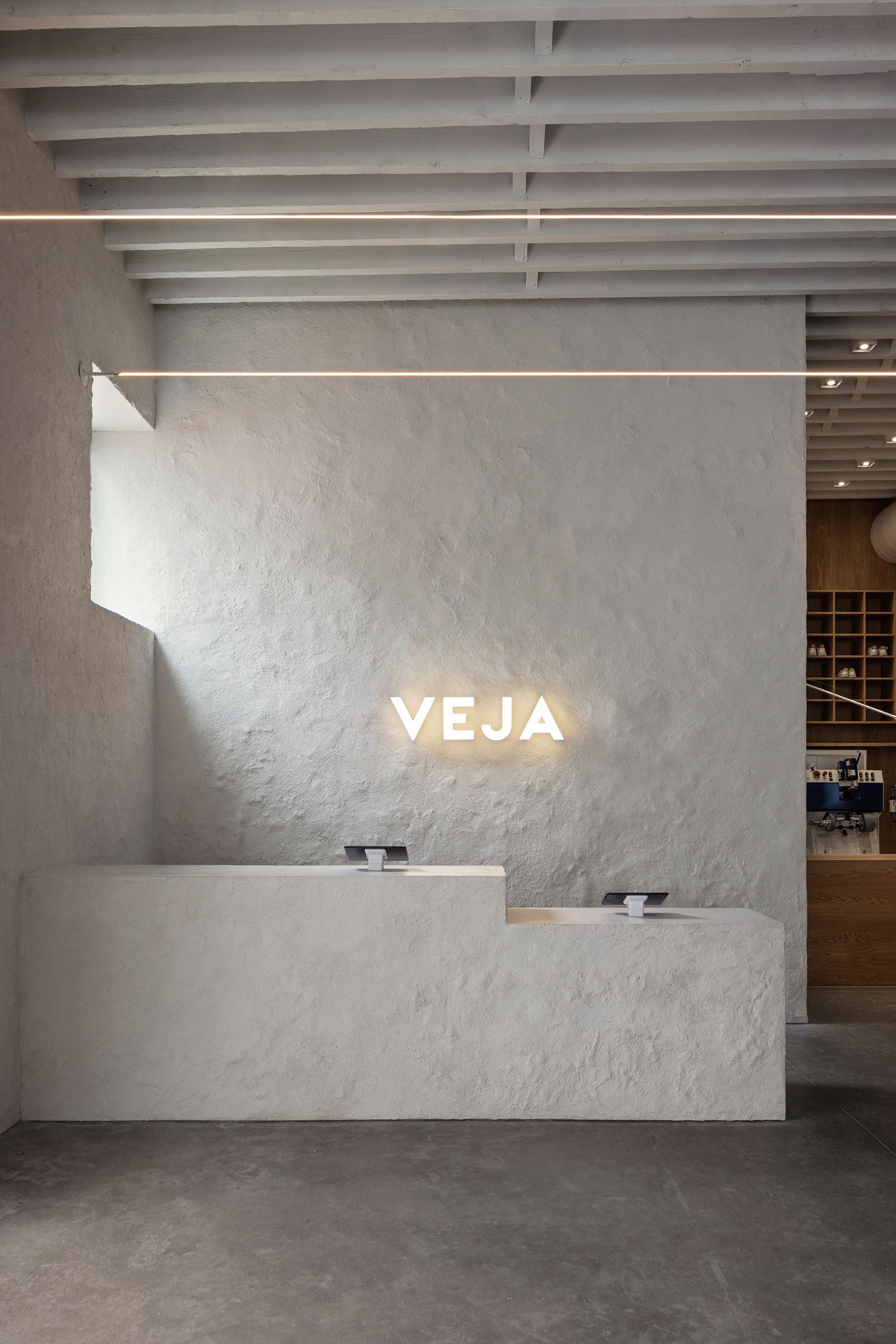 VEJA Williamsburg - image 7