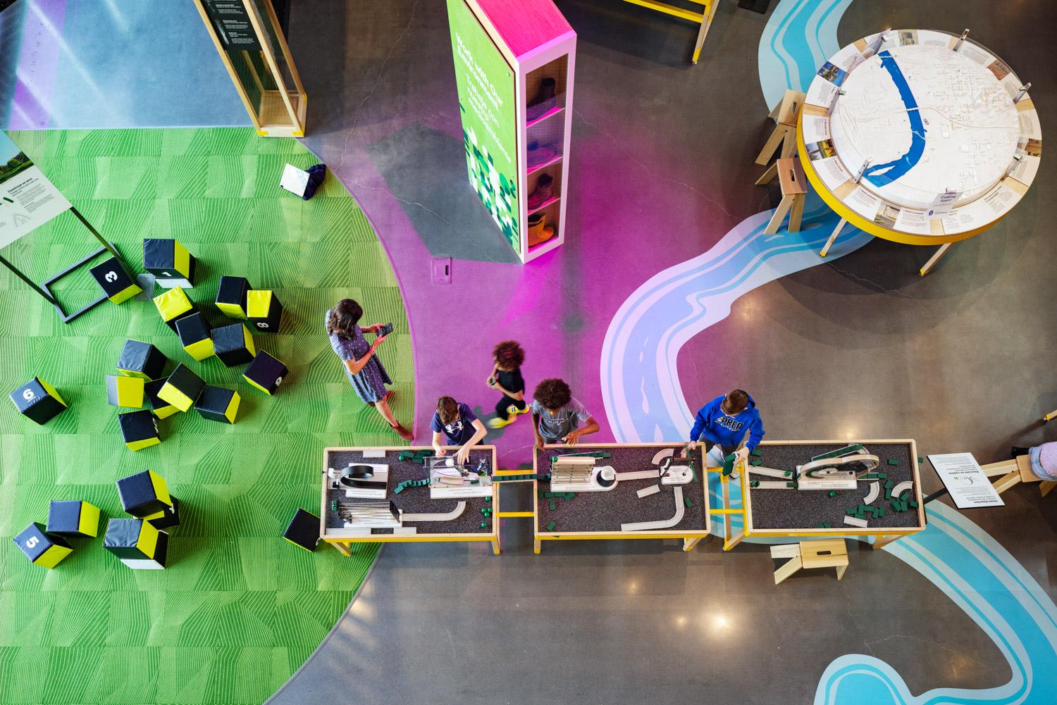 Kiewit Luminarium - image 10