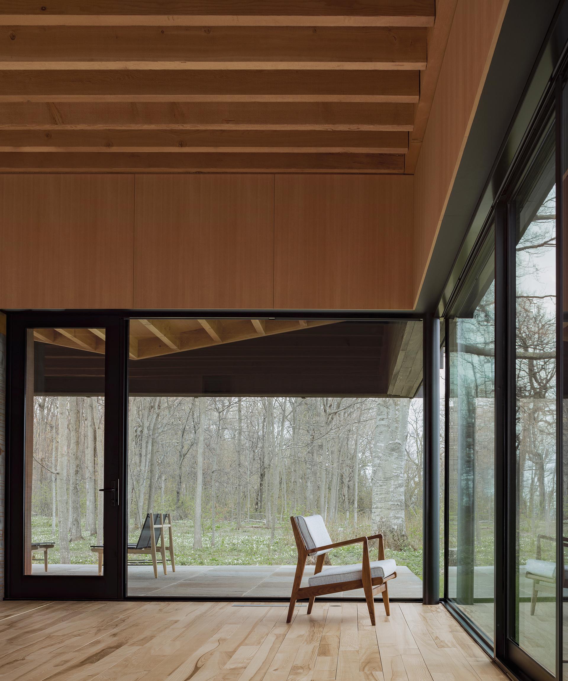 Michigan Lake House - image 4