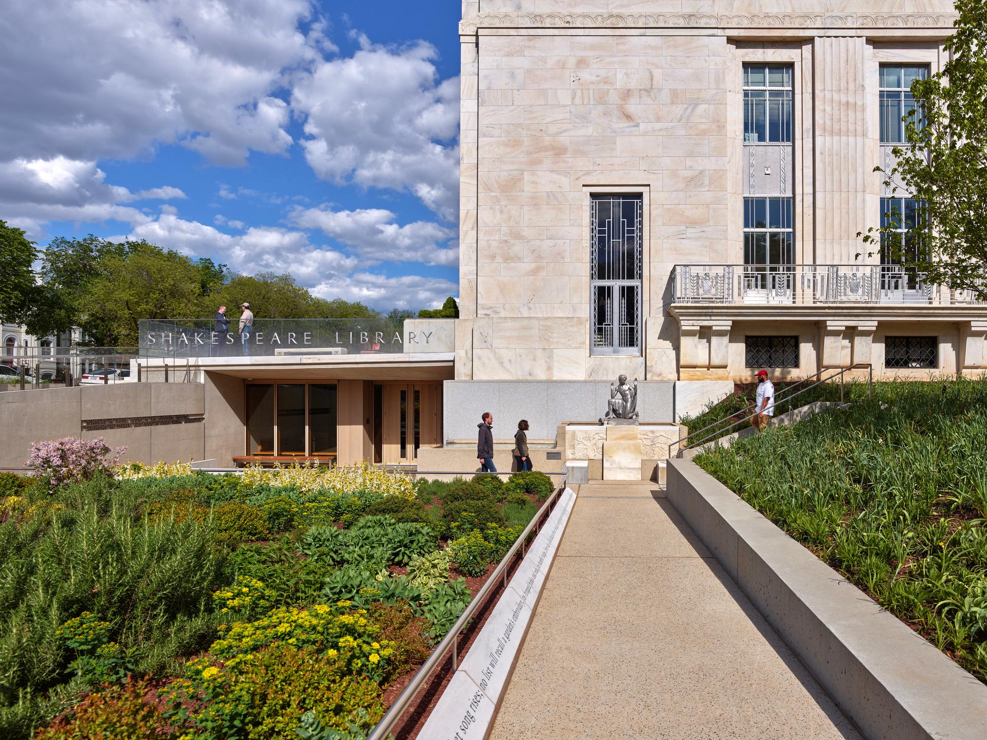 Folger Shakespeare Library - image 7
