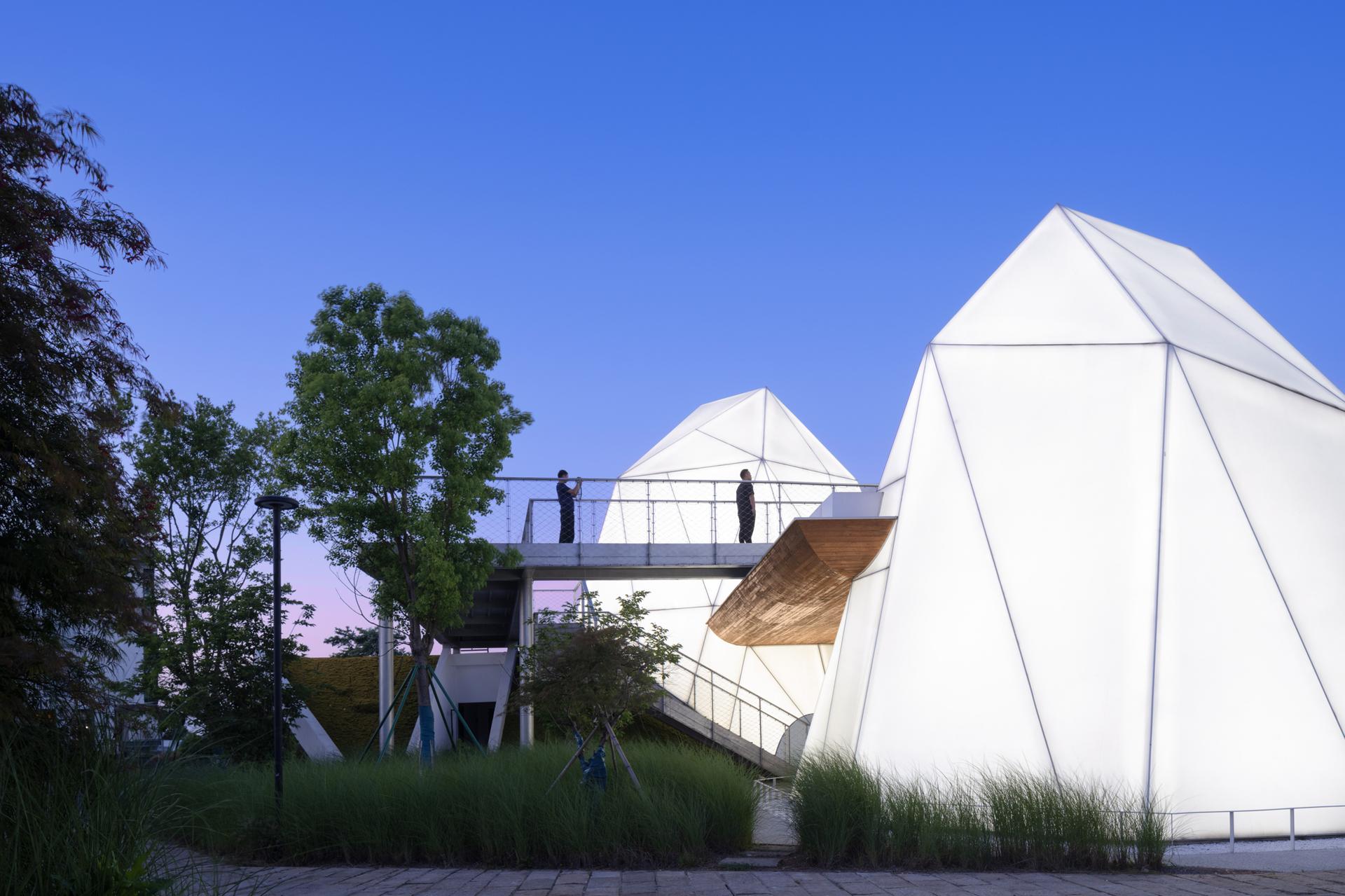 line+ studio - image 29