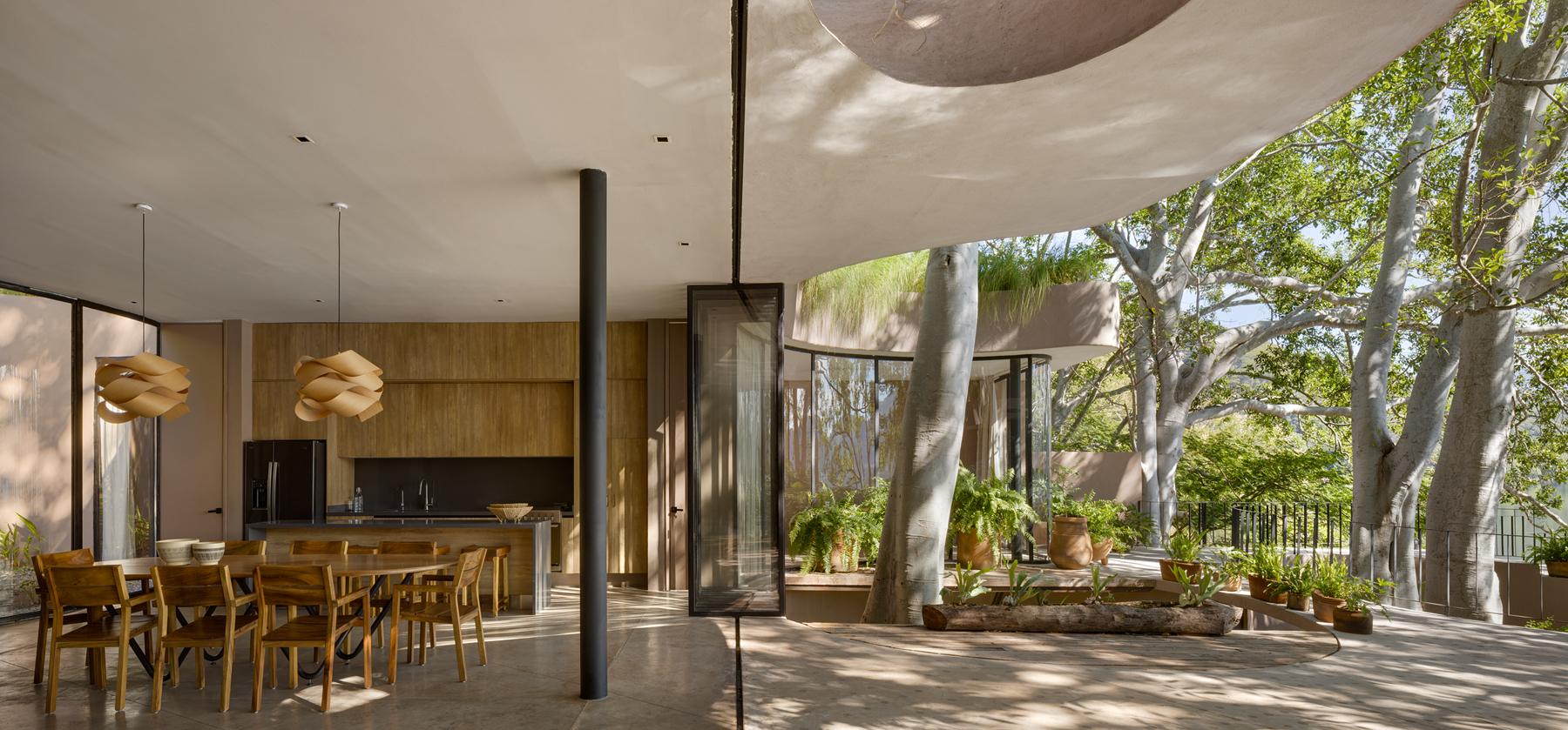 Santa Maria del Oro House - image 5