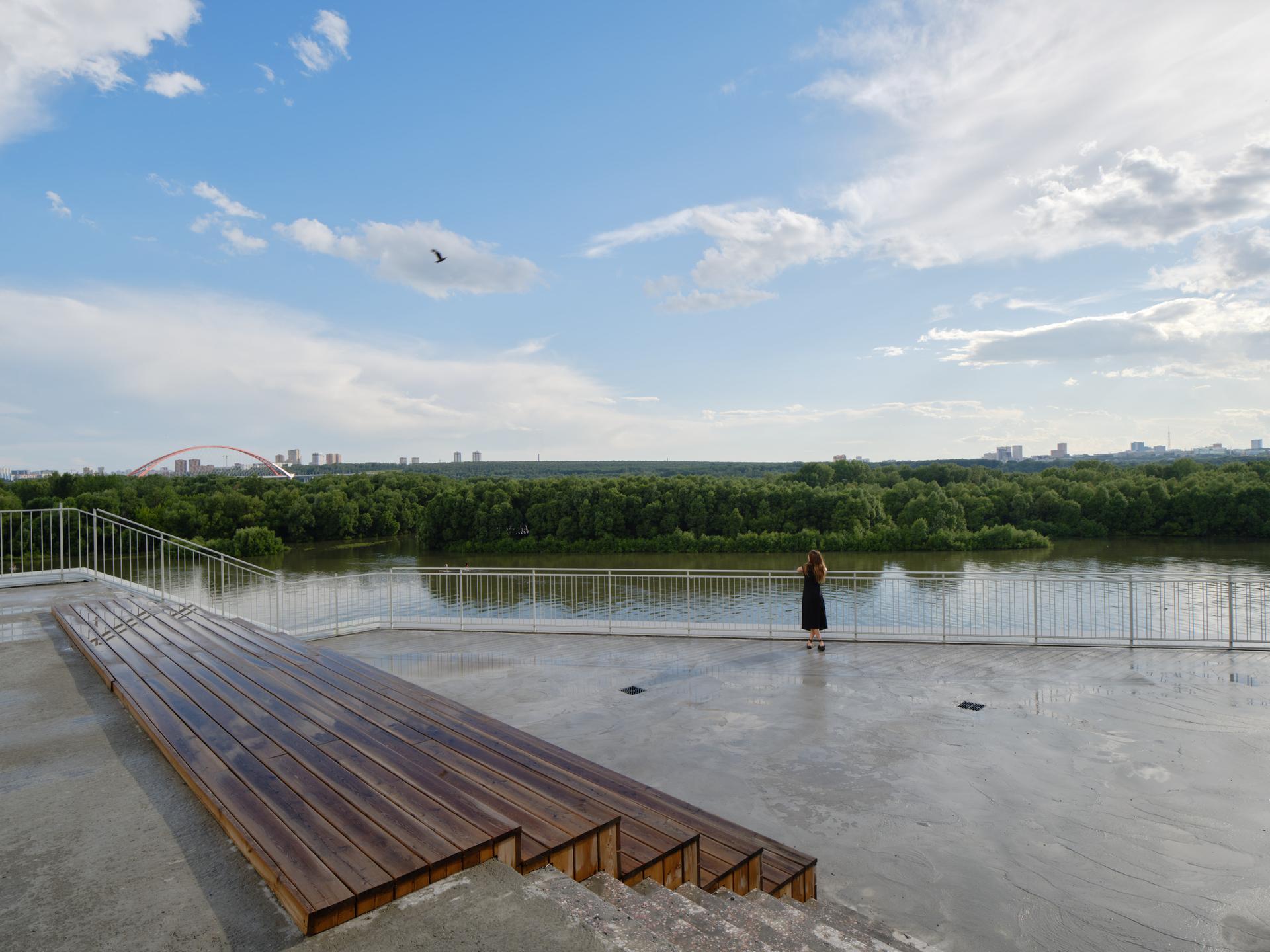 Multifunctional community center based on parking in the "European Riverfront" - image 19
