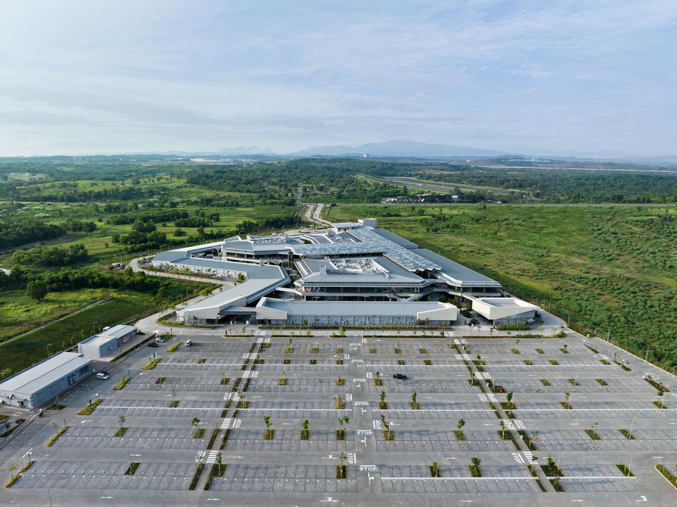 The Grand Outlet Karawang East Jakarta - image 2