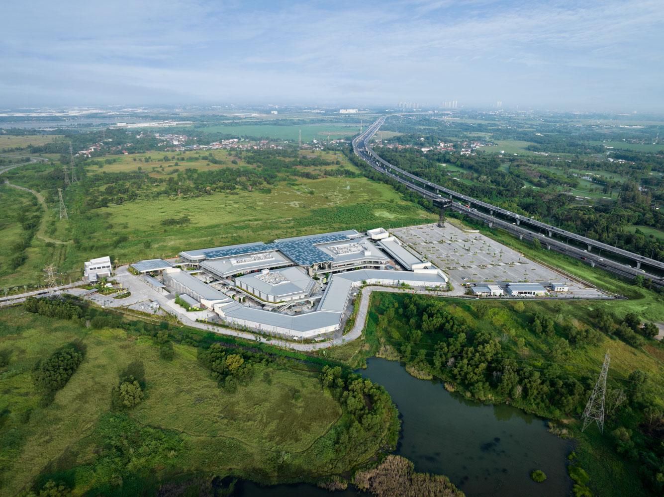 The Grand Outlet Karawang East Jakarta - image 3