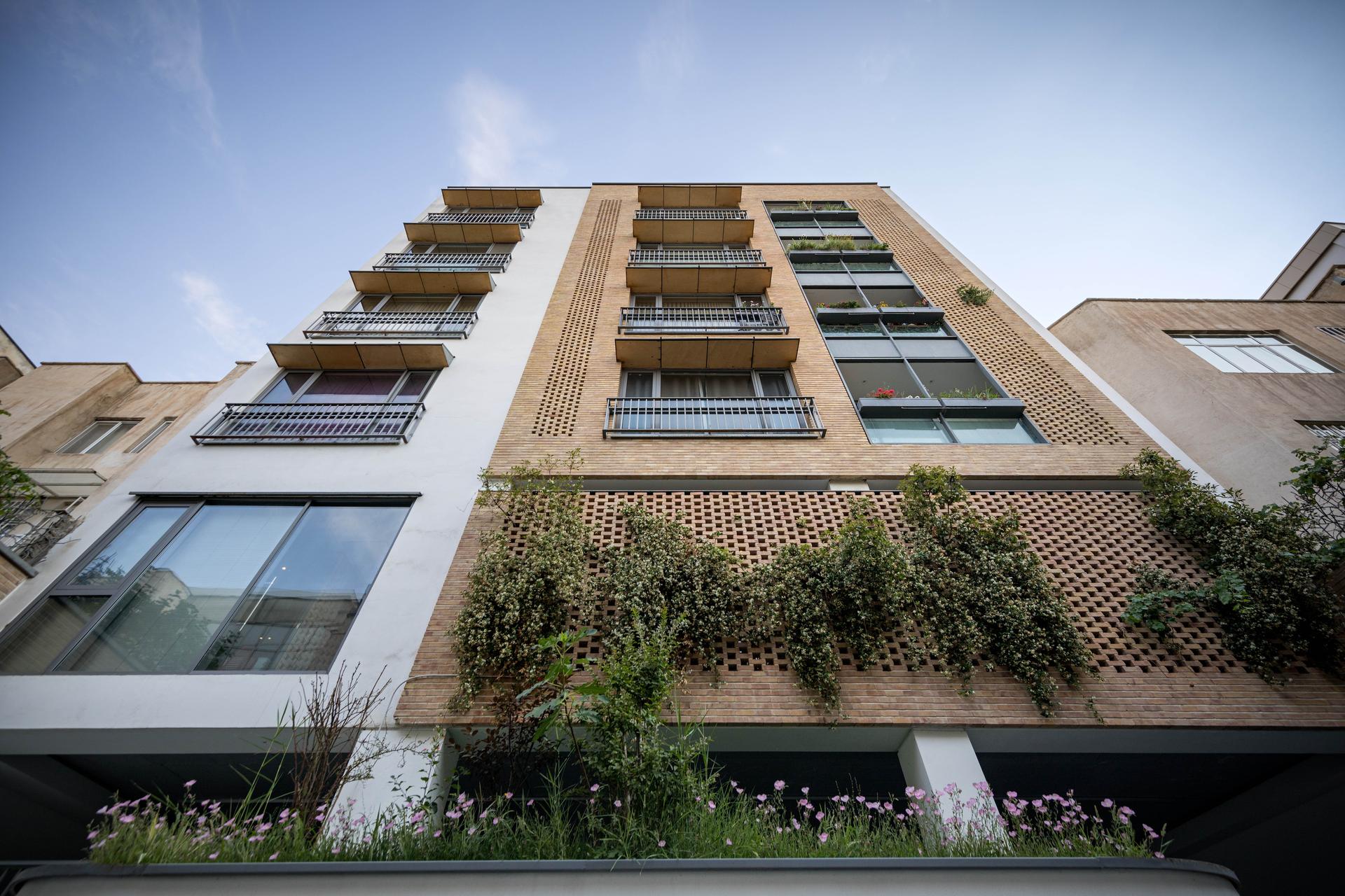 Peyvand Residential Building - image 18