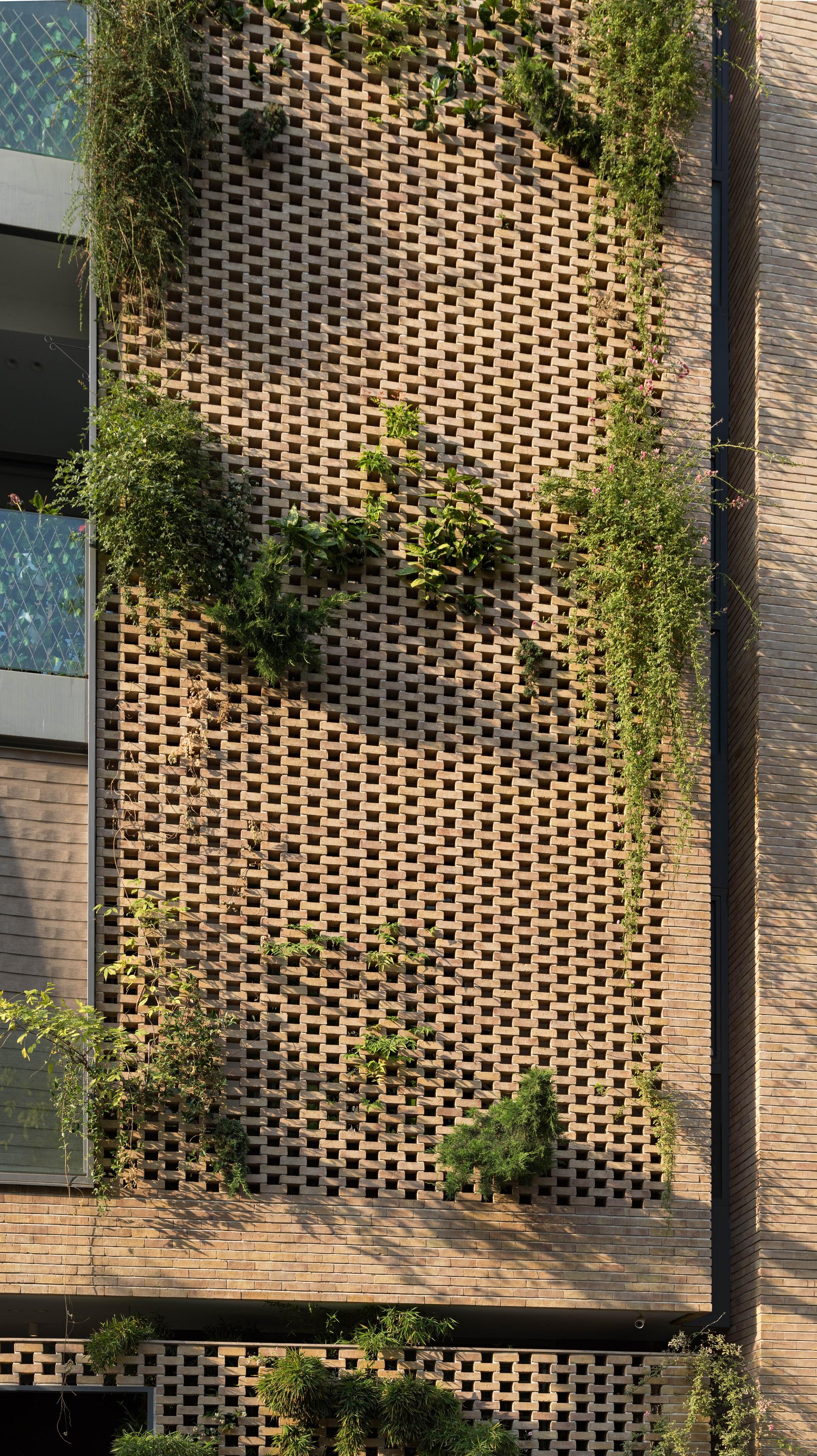 Peyvand Residential Building - image 22