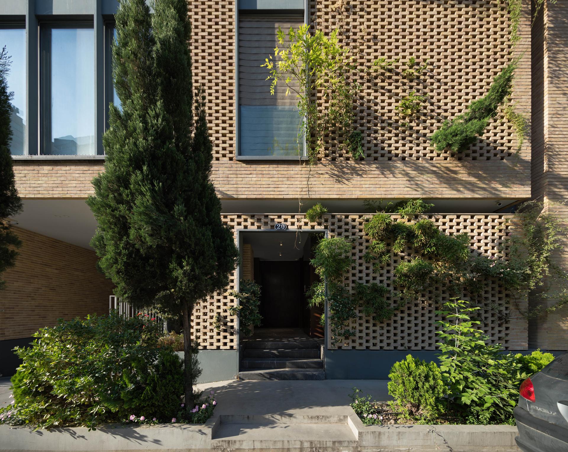 Peyvand Residential Building - image 26