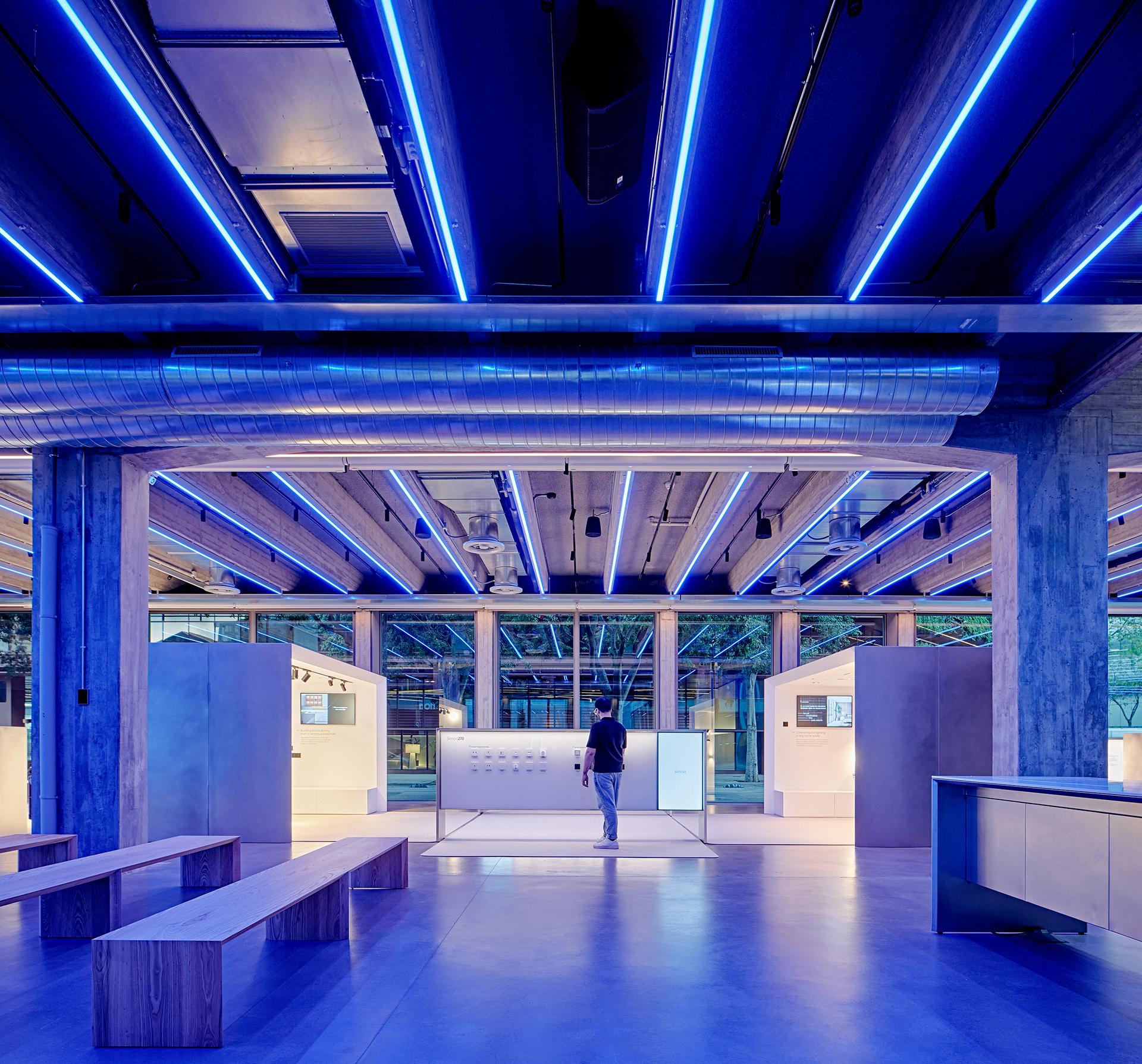 SWITCH - New Simon Headquarters - image 14