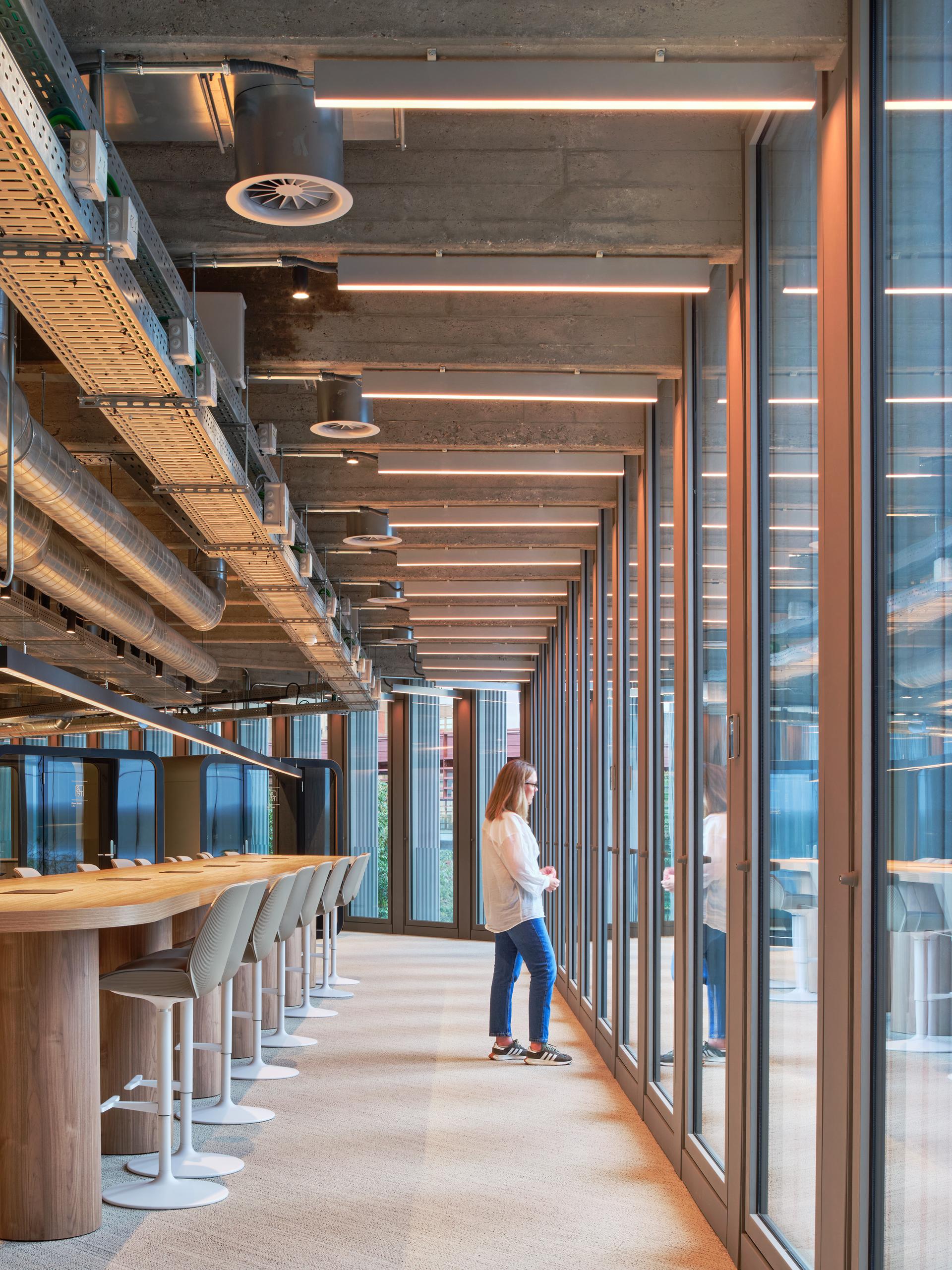 SWITCH - New Simon Headquarters - image 19