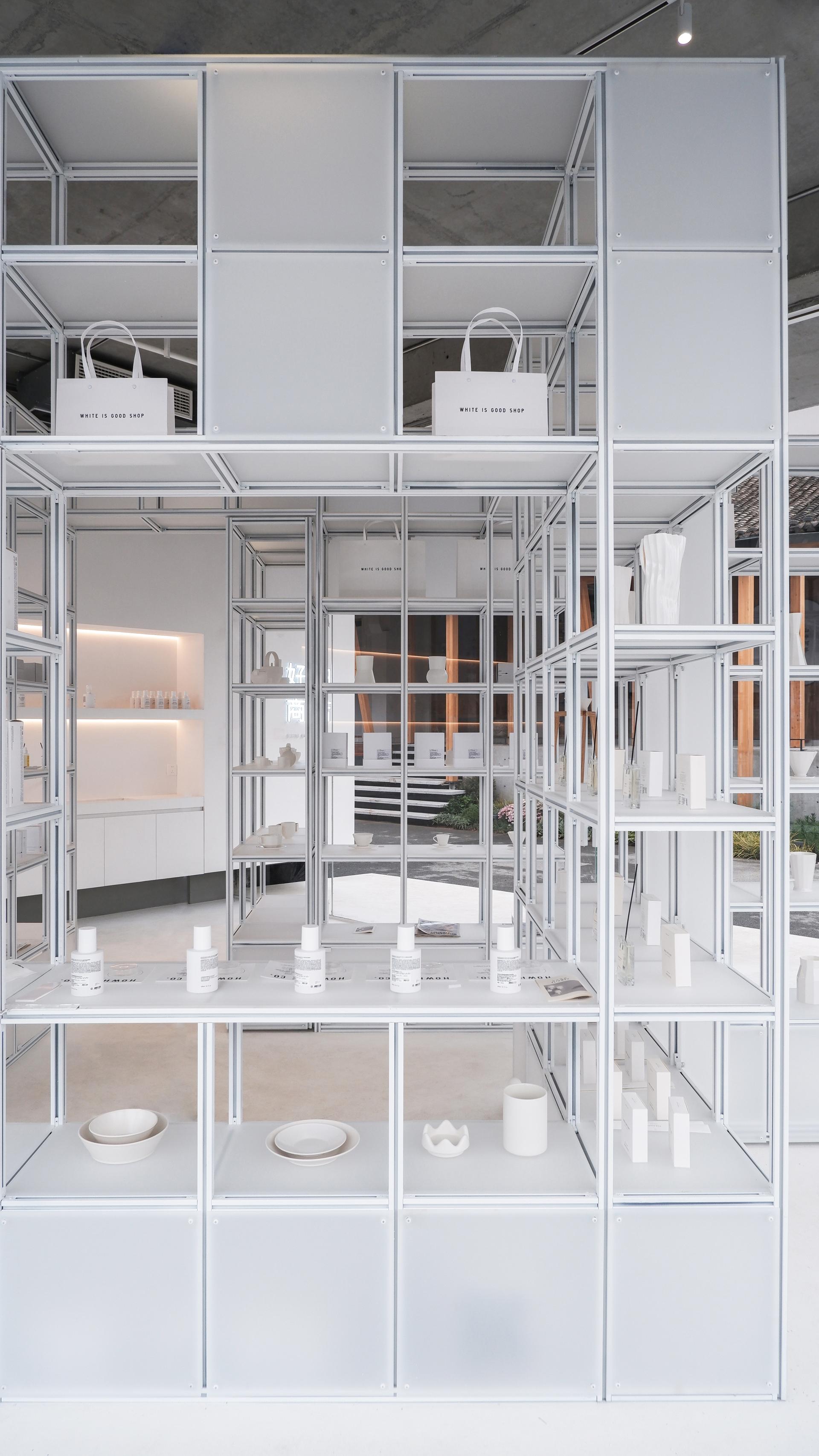 White Is Good Shop in Weipo - image 16