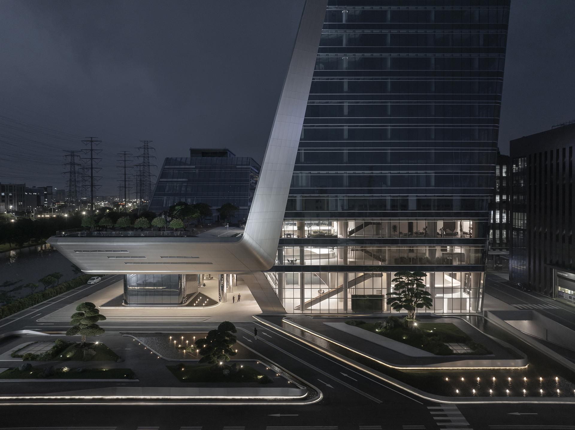 Higold's Interstellar Headquarters - image 3