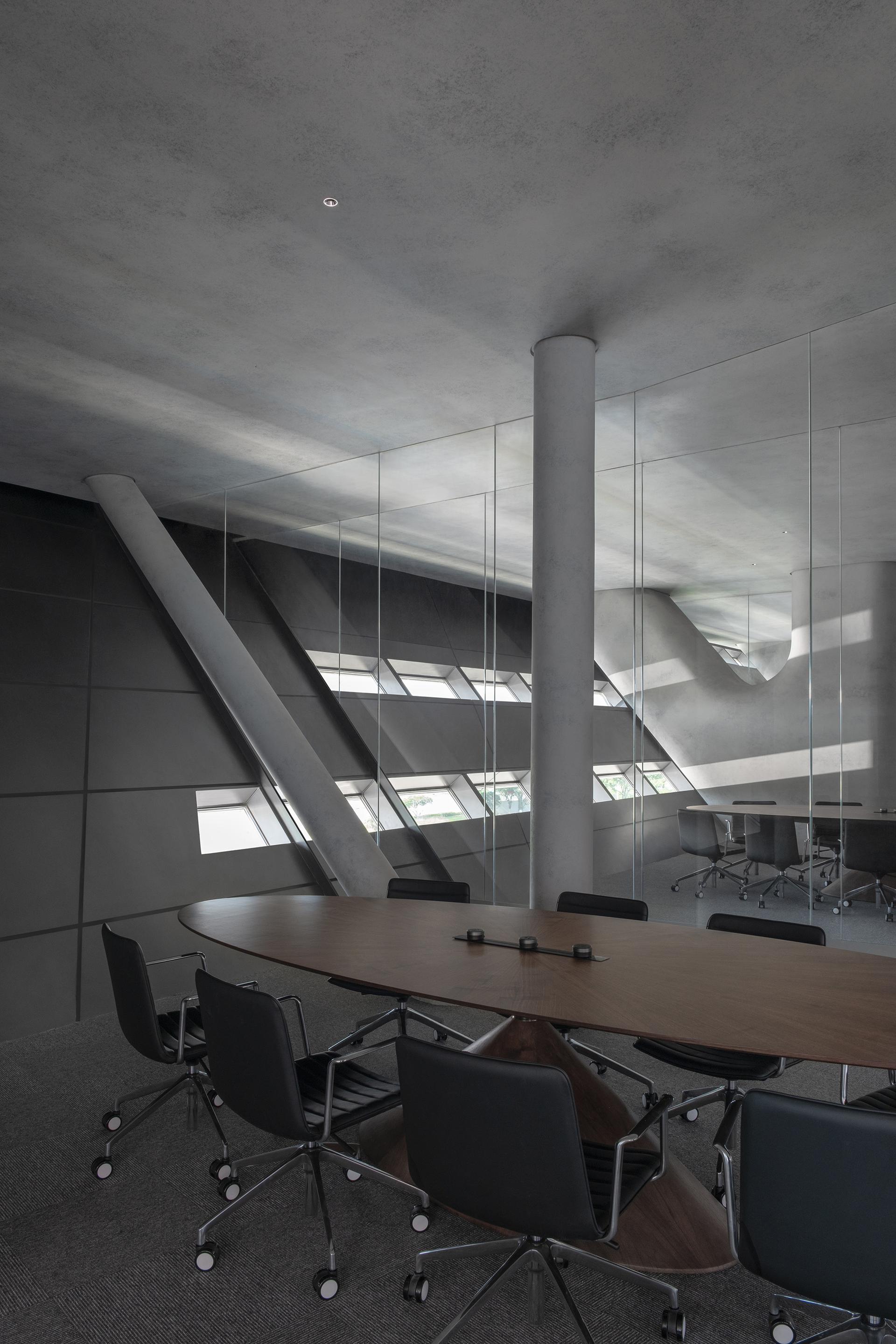 Higold's Interstellar Headquarters - image 39