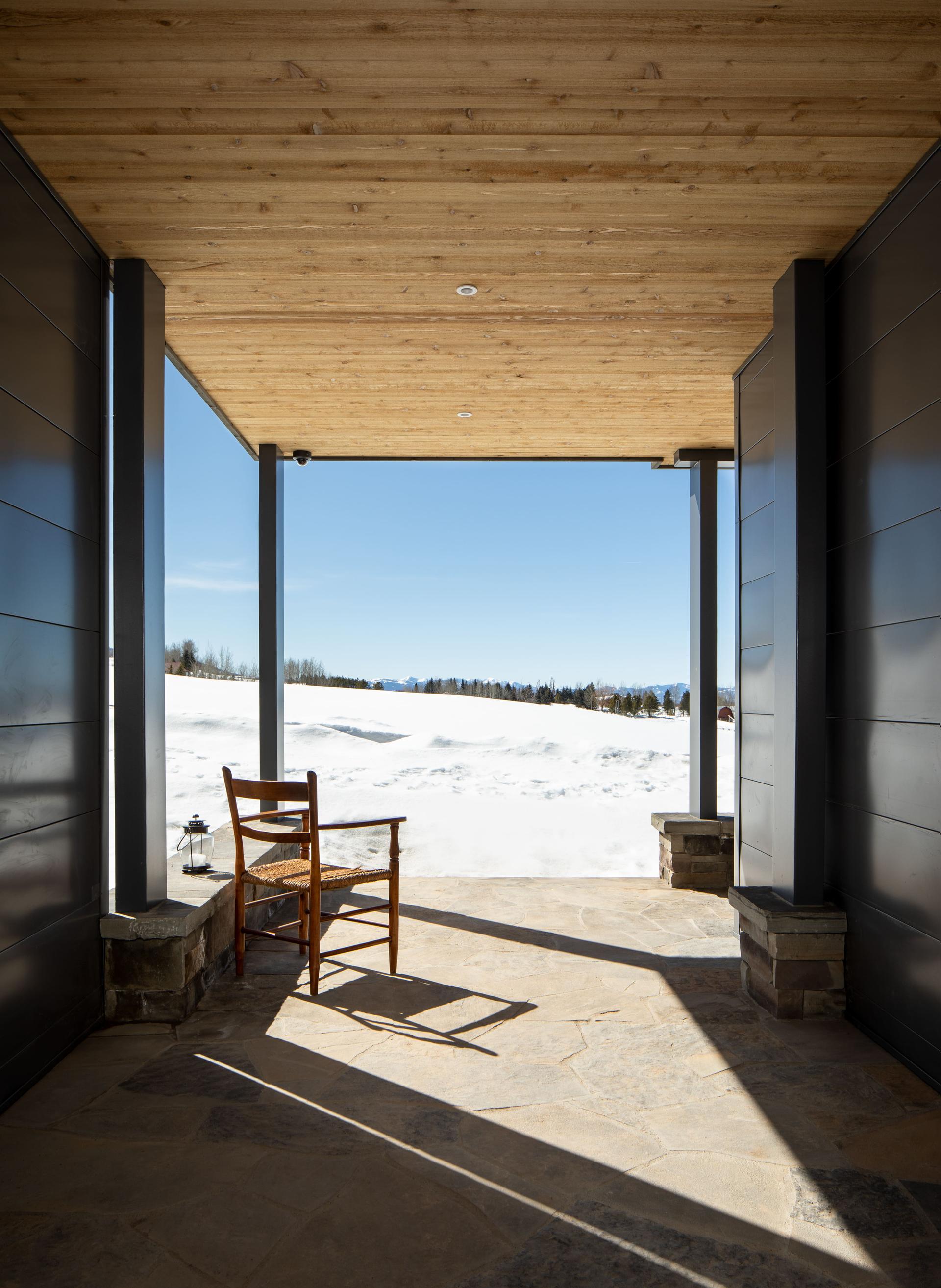 Meadow House - image 3