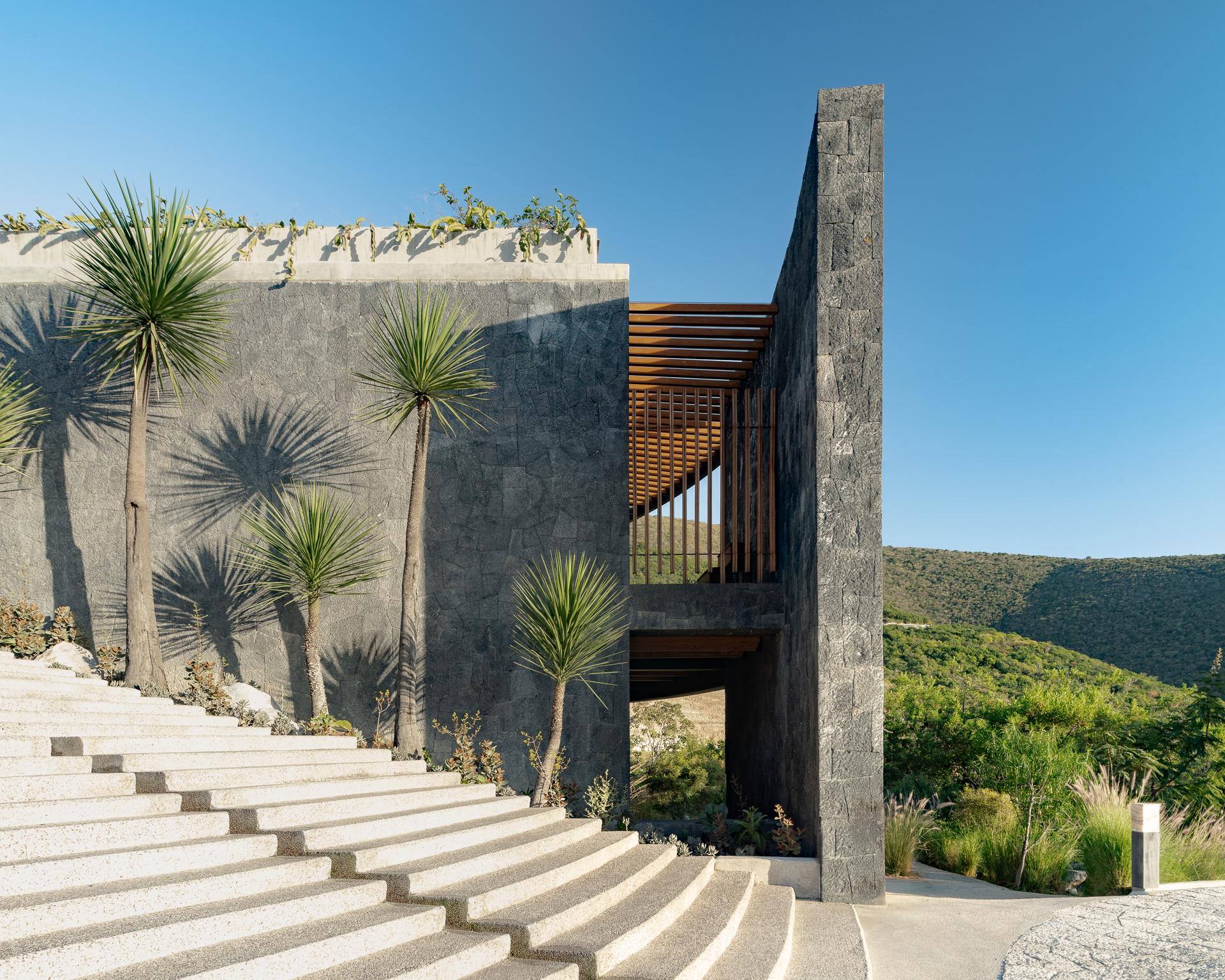 La Pedrera - image 3