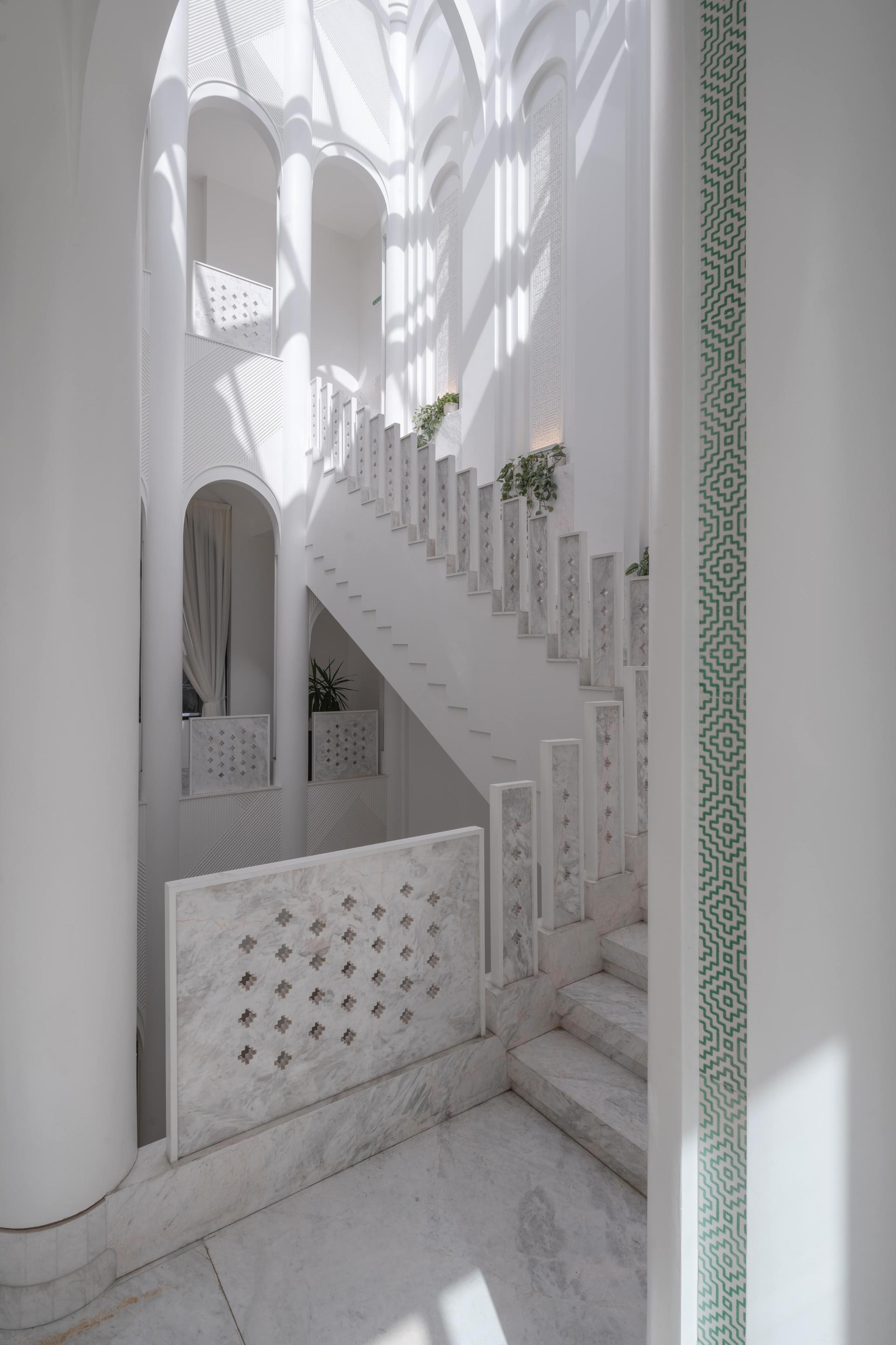 JAN Plaza - image 6