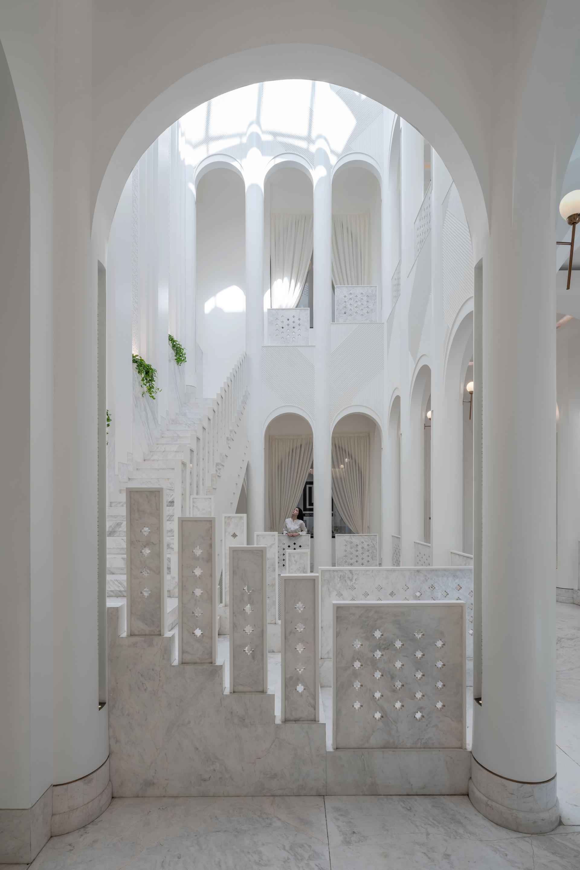 JAN Plaza - image 7