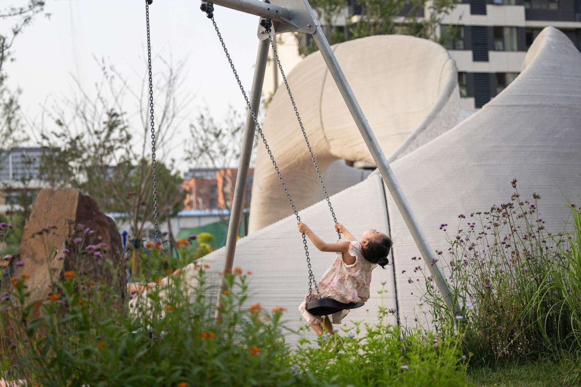 Boulder Park: The First 3D Concrete-Printed Playground - image 12