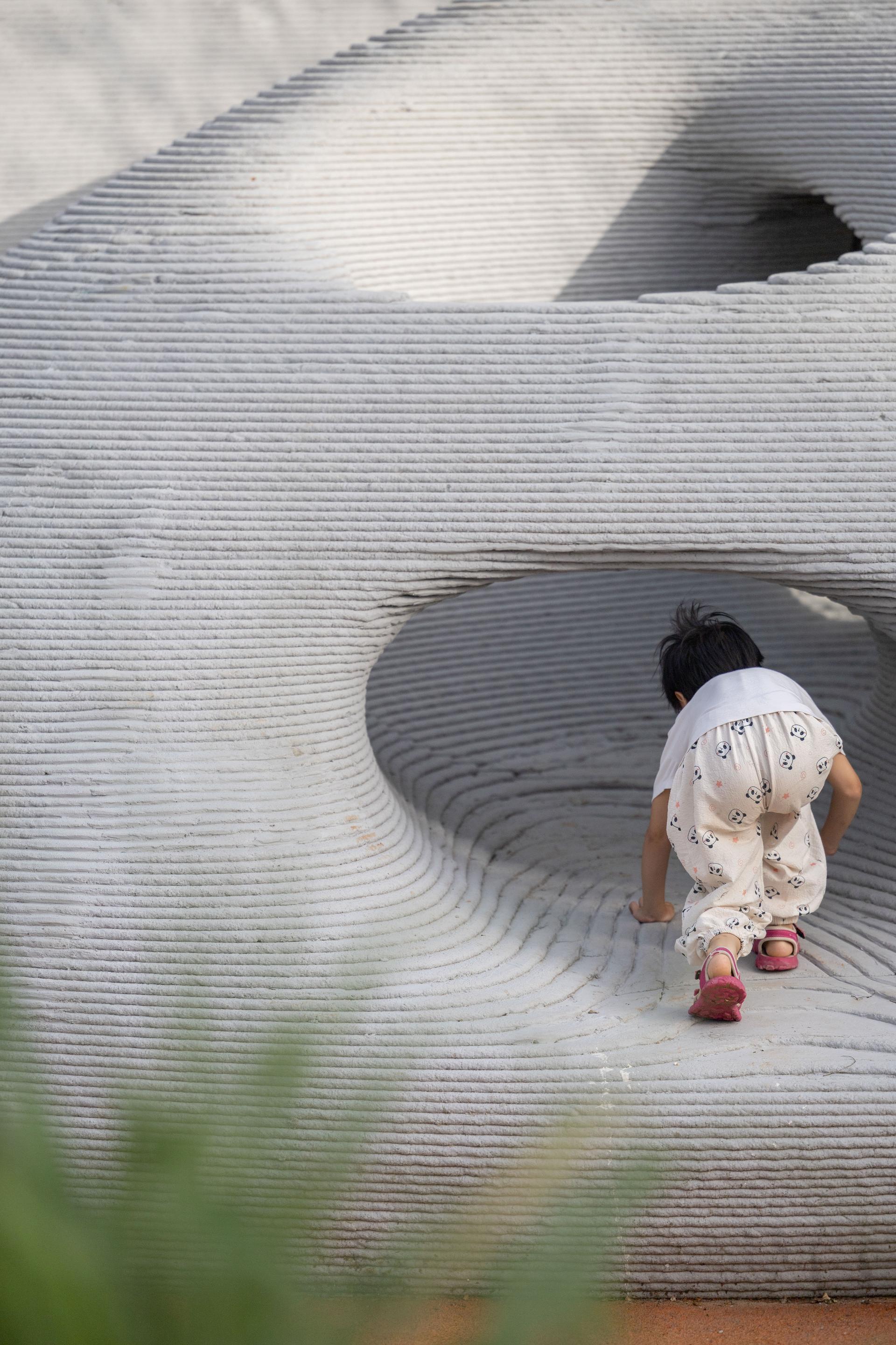 Boulder Park: The First 3D Concrete-Printed Playground - image 36